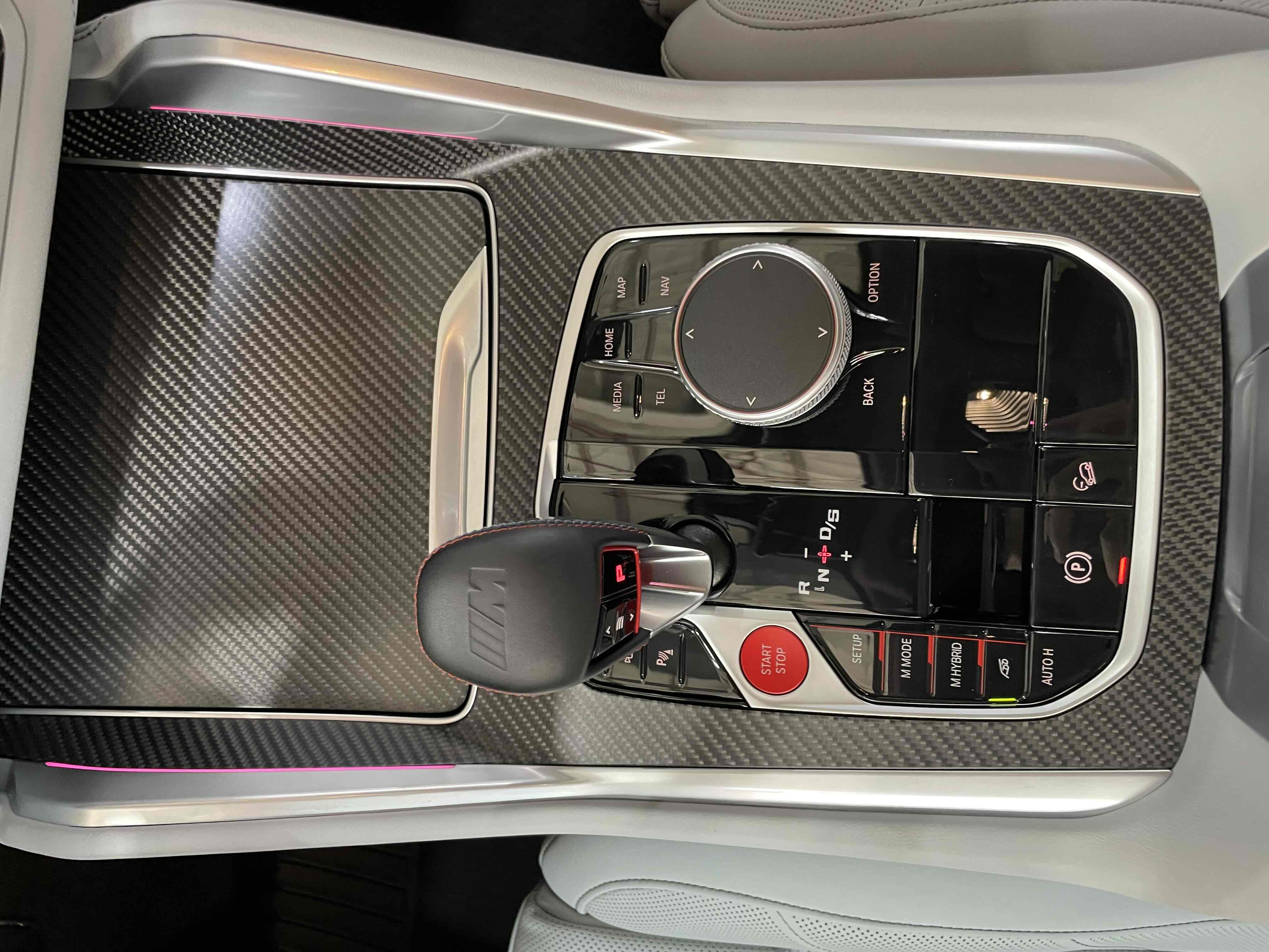 BMW XM 2024 car image #25