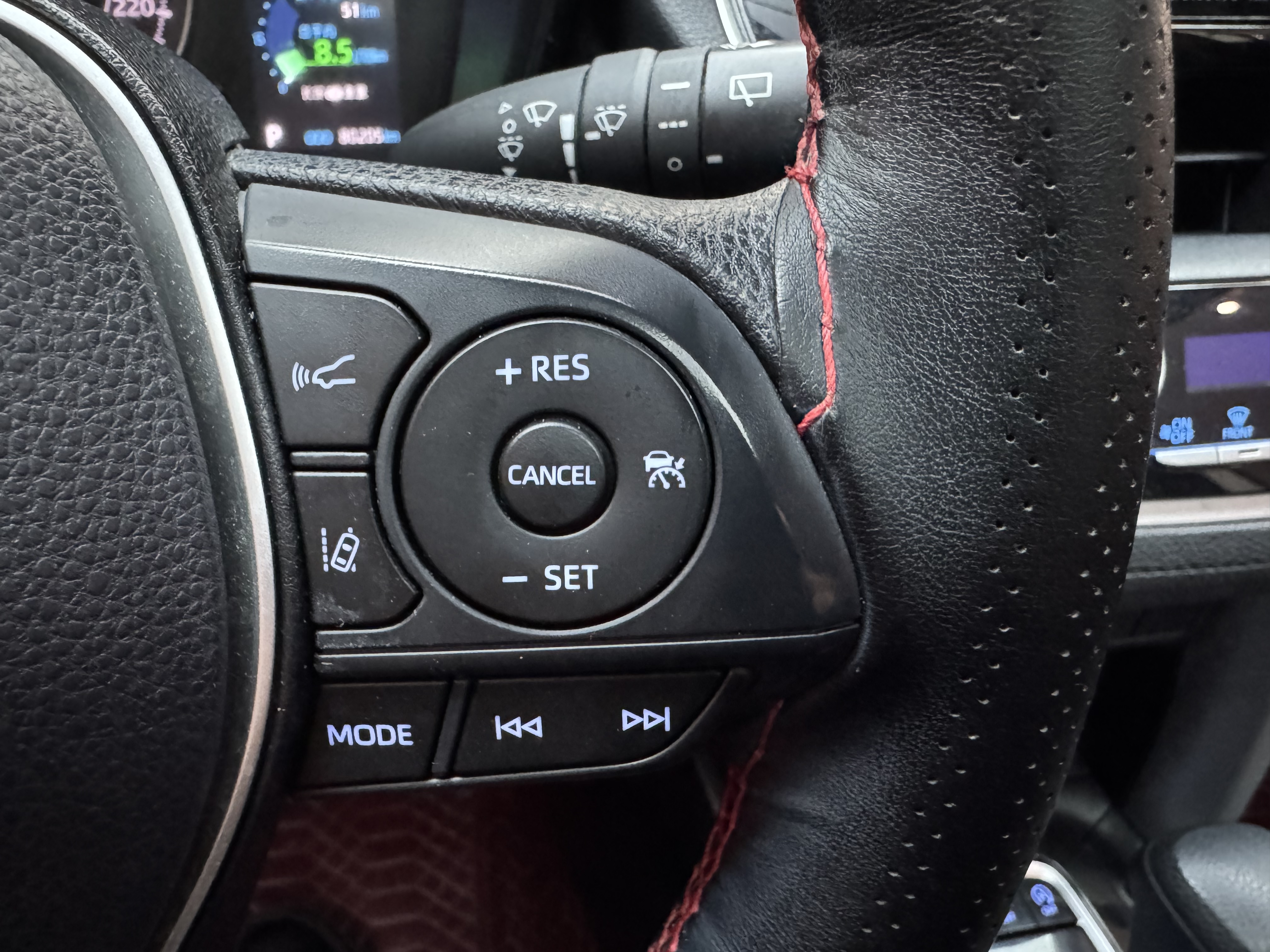 Toyota Frontlander 2023 #25 Toyota Frontlander 2023 immagine di auto #25