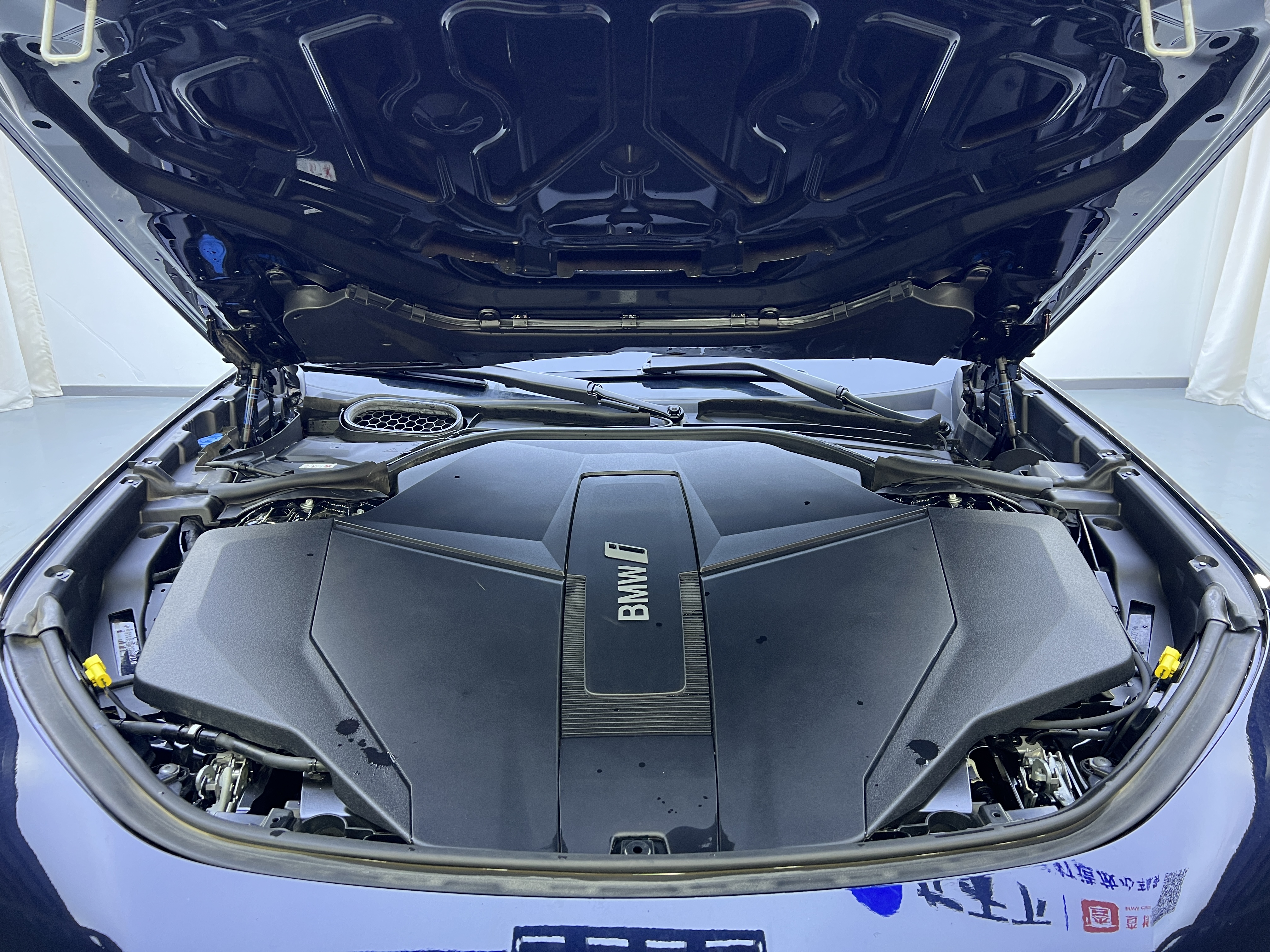 BMW i7 2023 car image #25