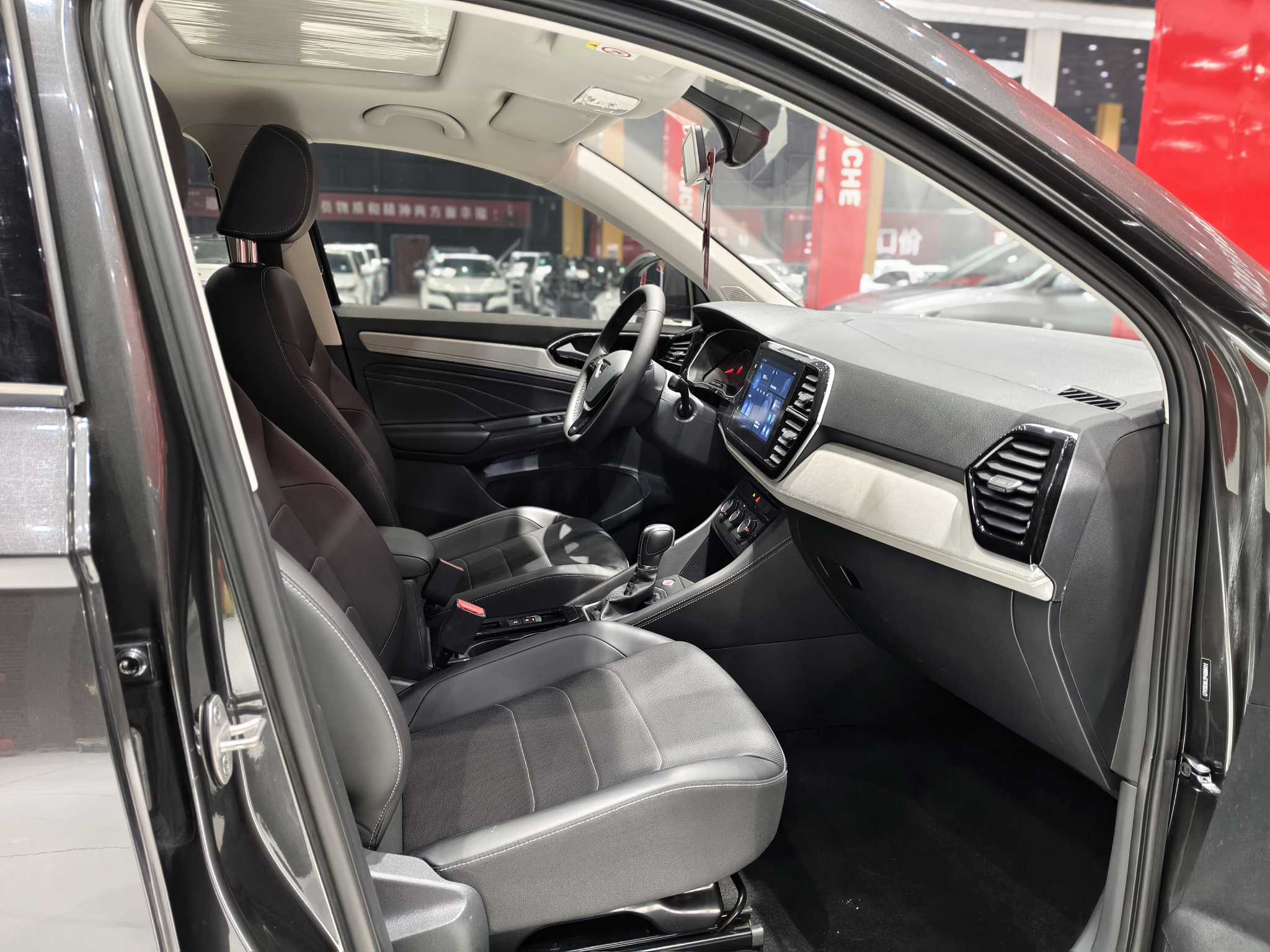 Jetta VS5 2024 car image #25