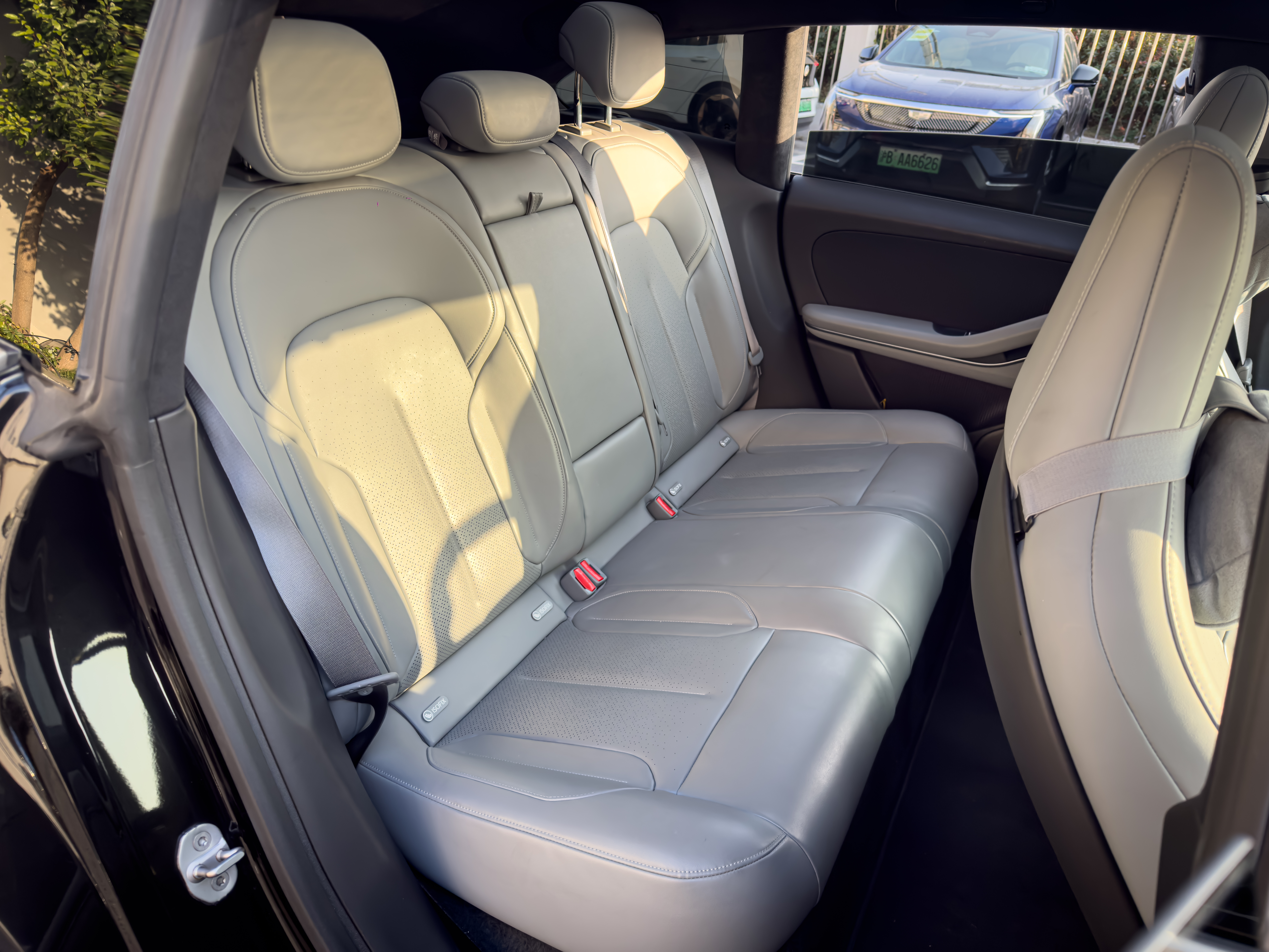 NIO ET5T 2023 изображение автомобиля #25