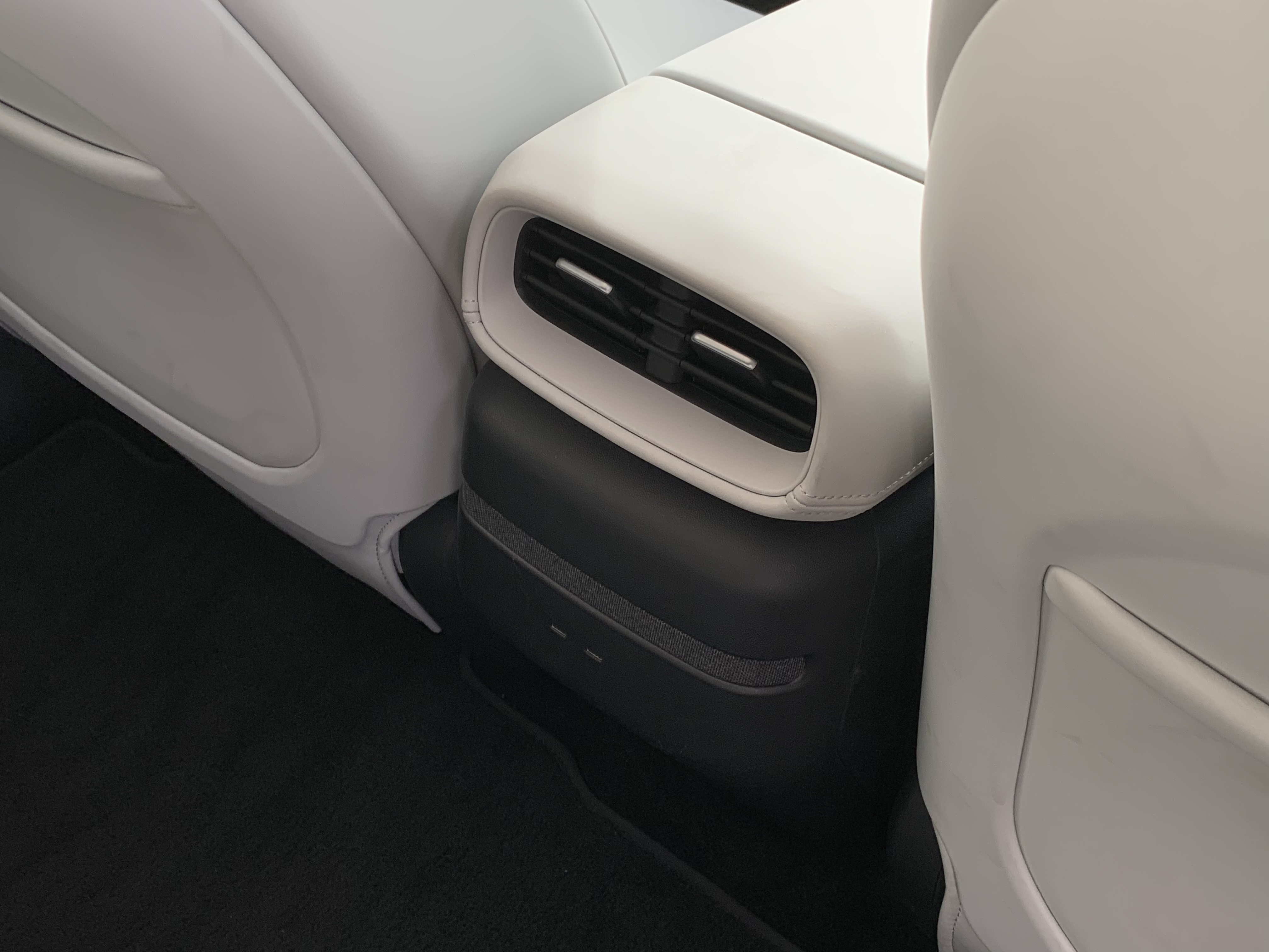 Xpeng G6 2024 immagine di auto #25