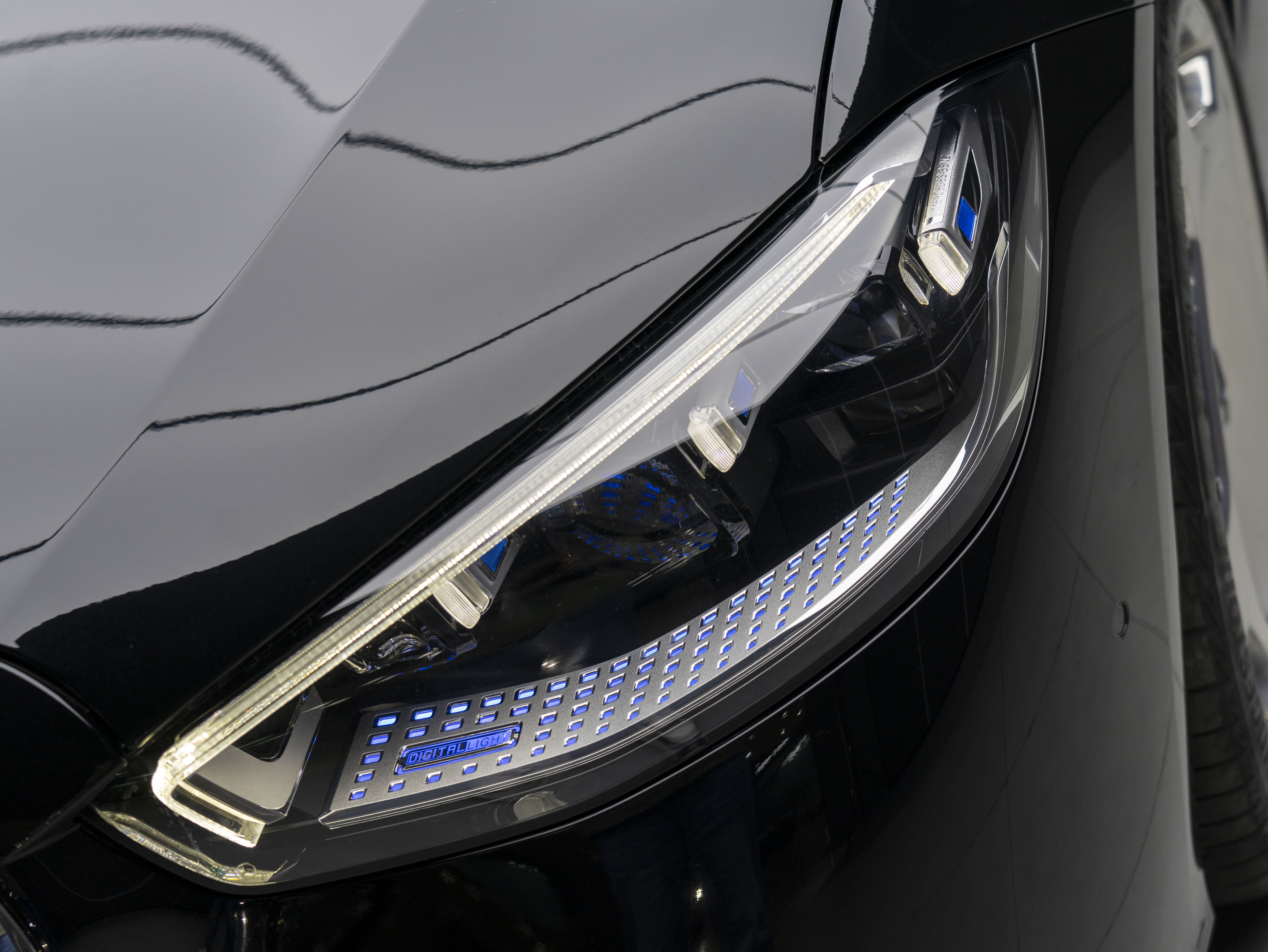 Mercedes-Benz Maybach S Class 2023 car image #25