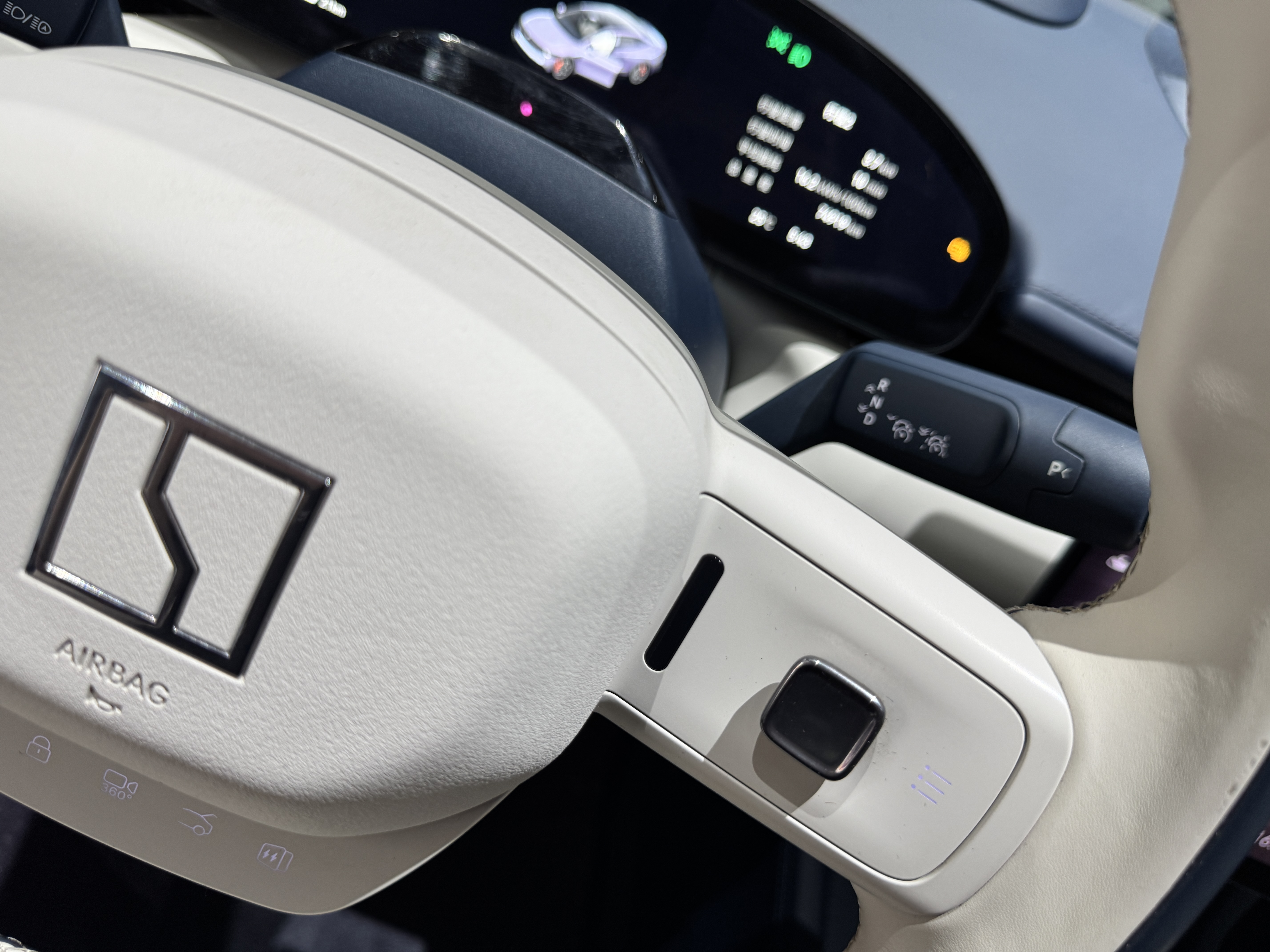 极氪 极氪007 2024 汽车图片 #25