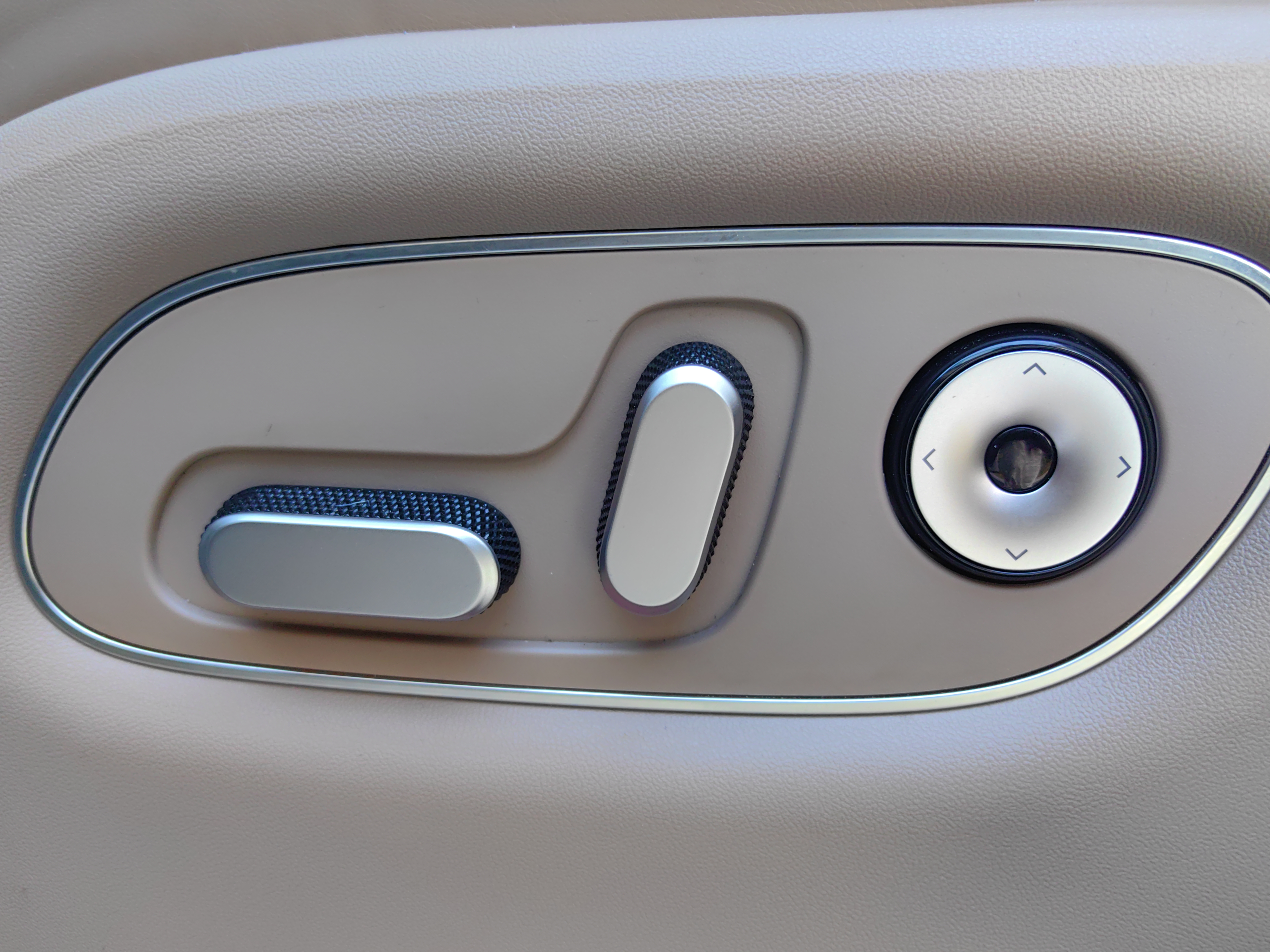 Xpeng X9 2024 #25 Xpeng X9 2024 immagine di auto #25