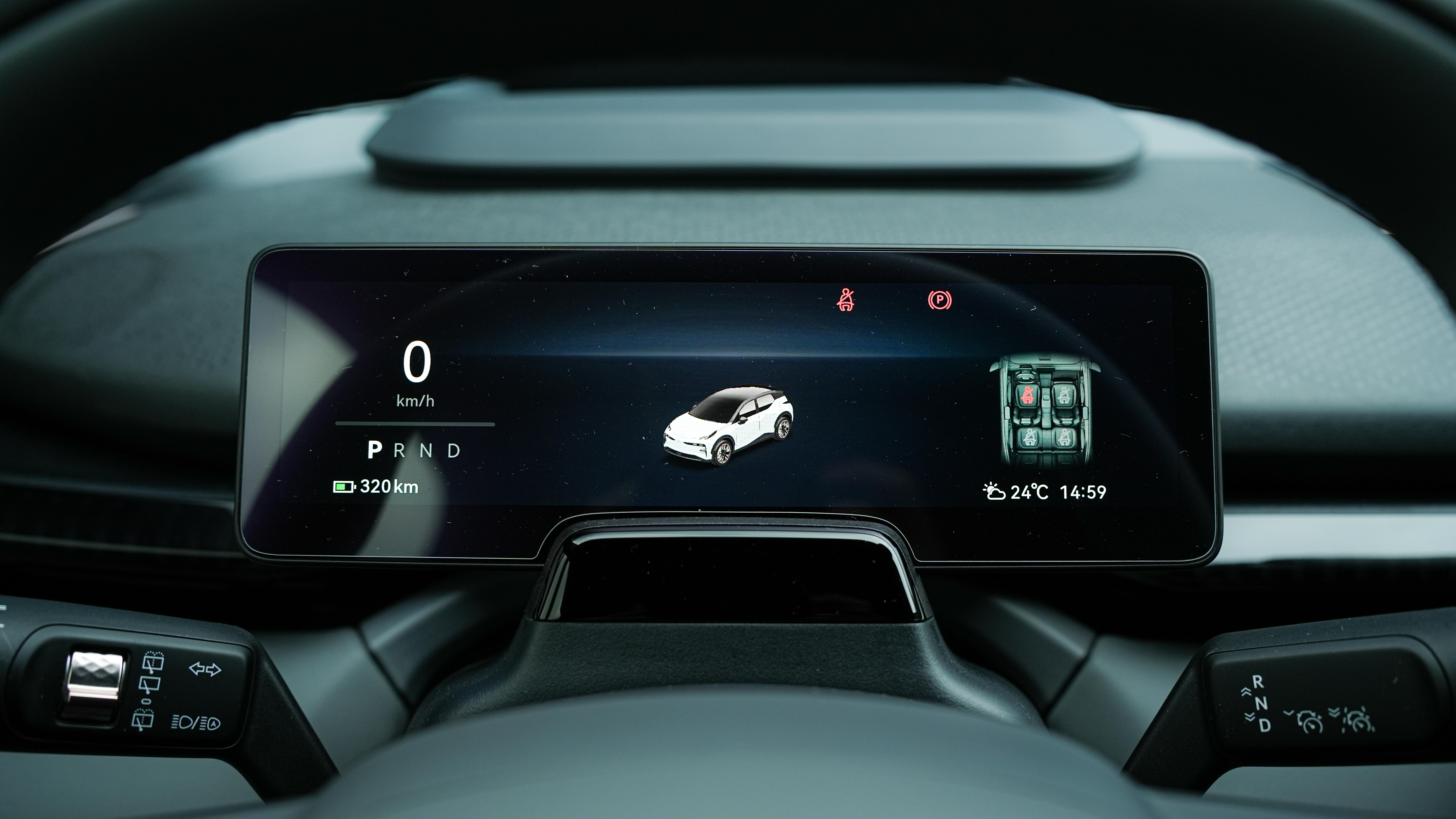 Zeekr X 2024 immagine di auto #25