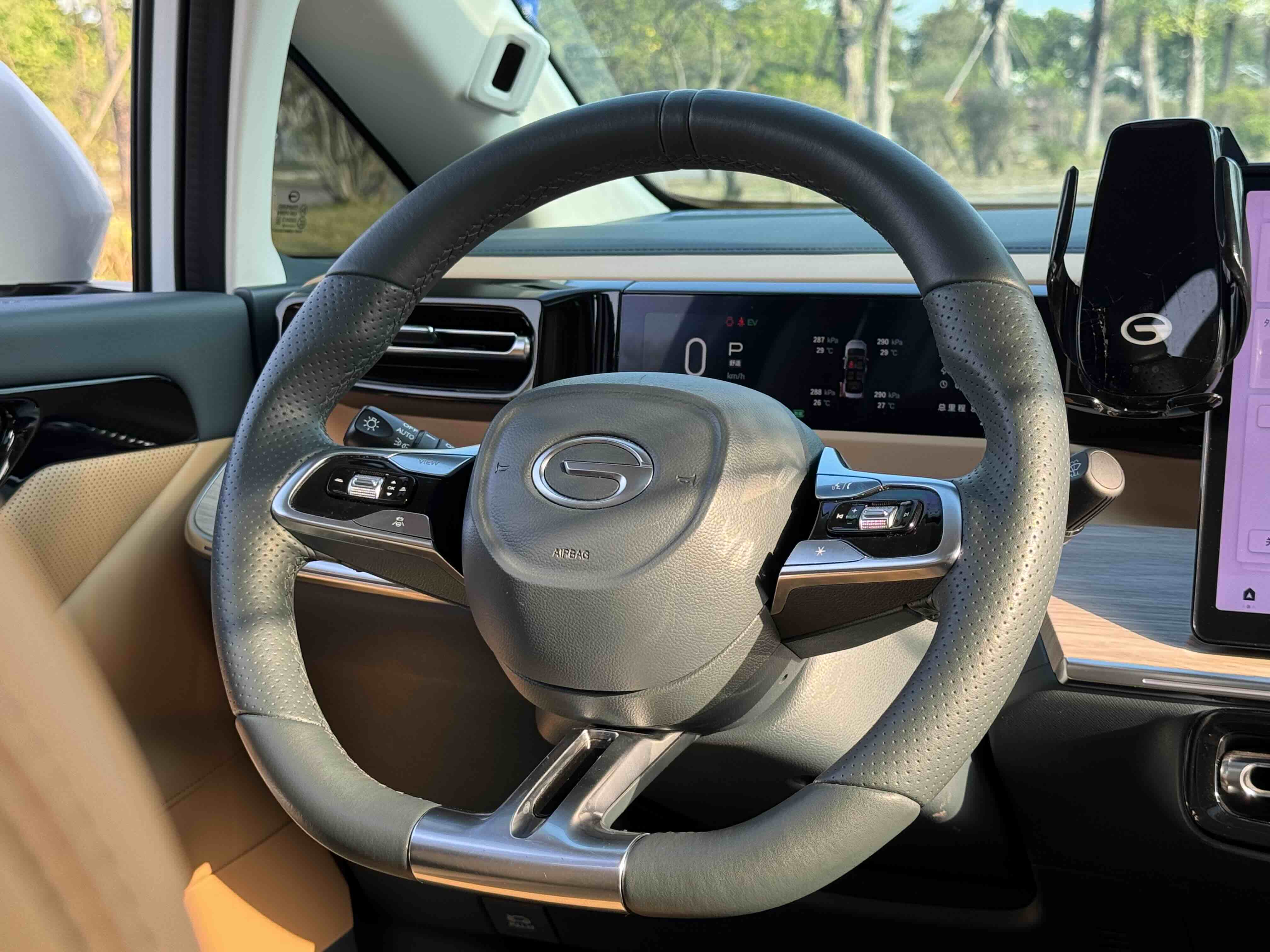 GAC Trumpchi E8 New Energy 2024 car image #25