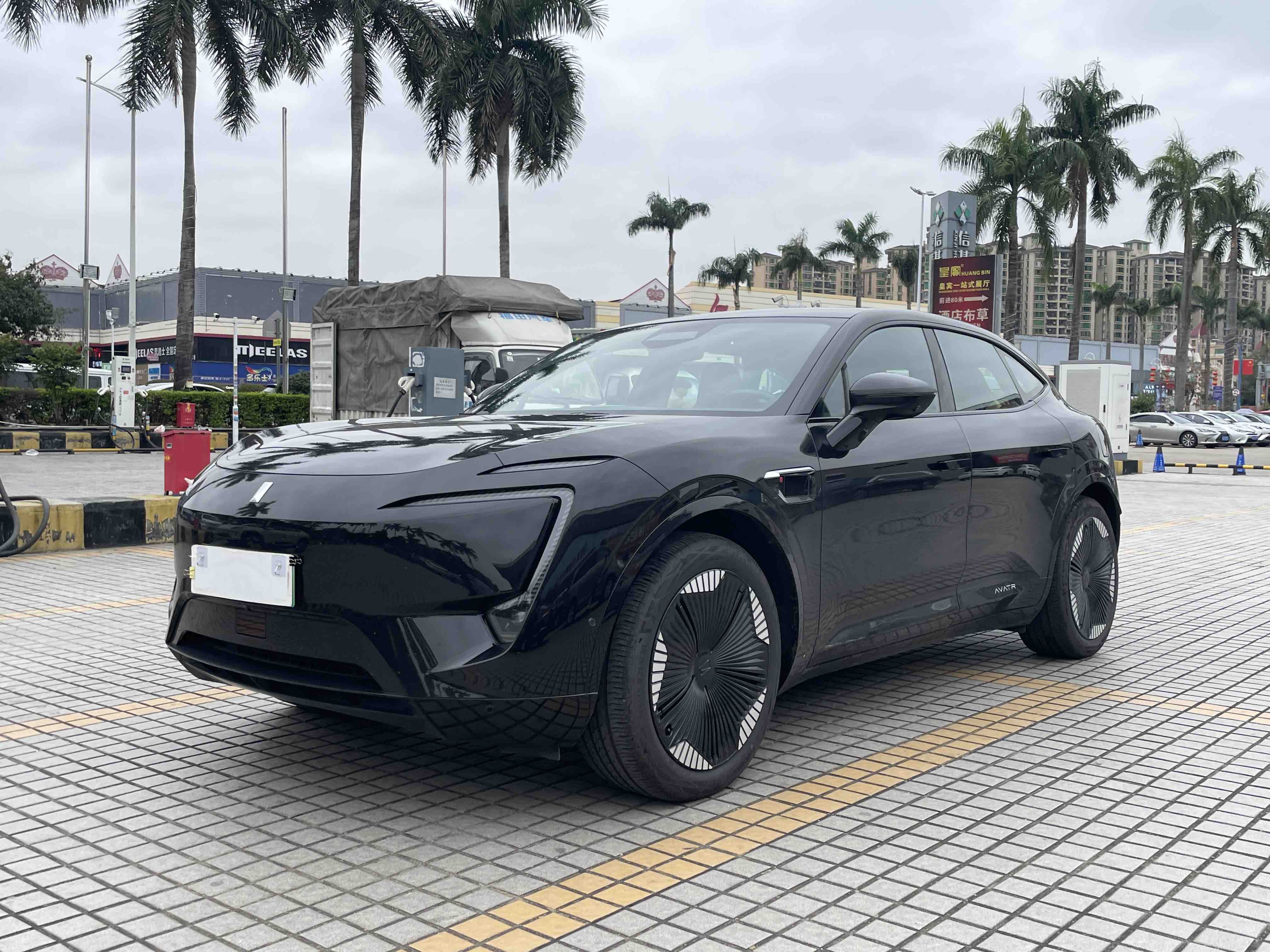 Avatr 11 2024 imagem de carro #25