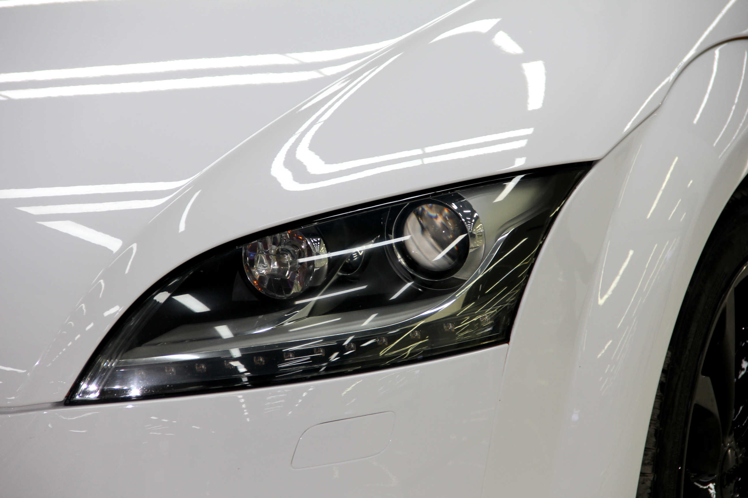 Audi TTS 2011 #25 Audi TTS 2011 car image #25