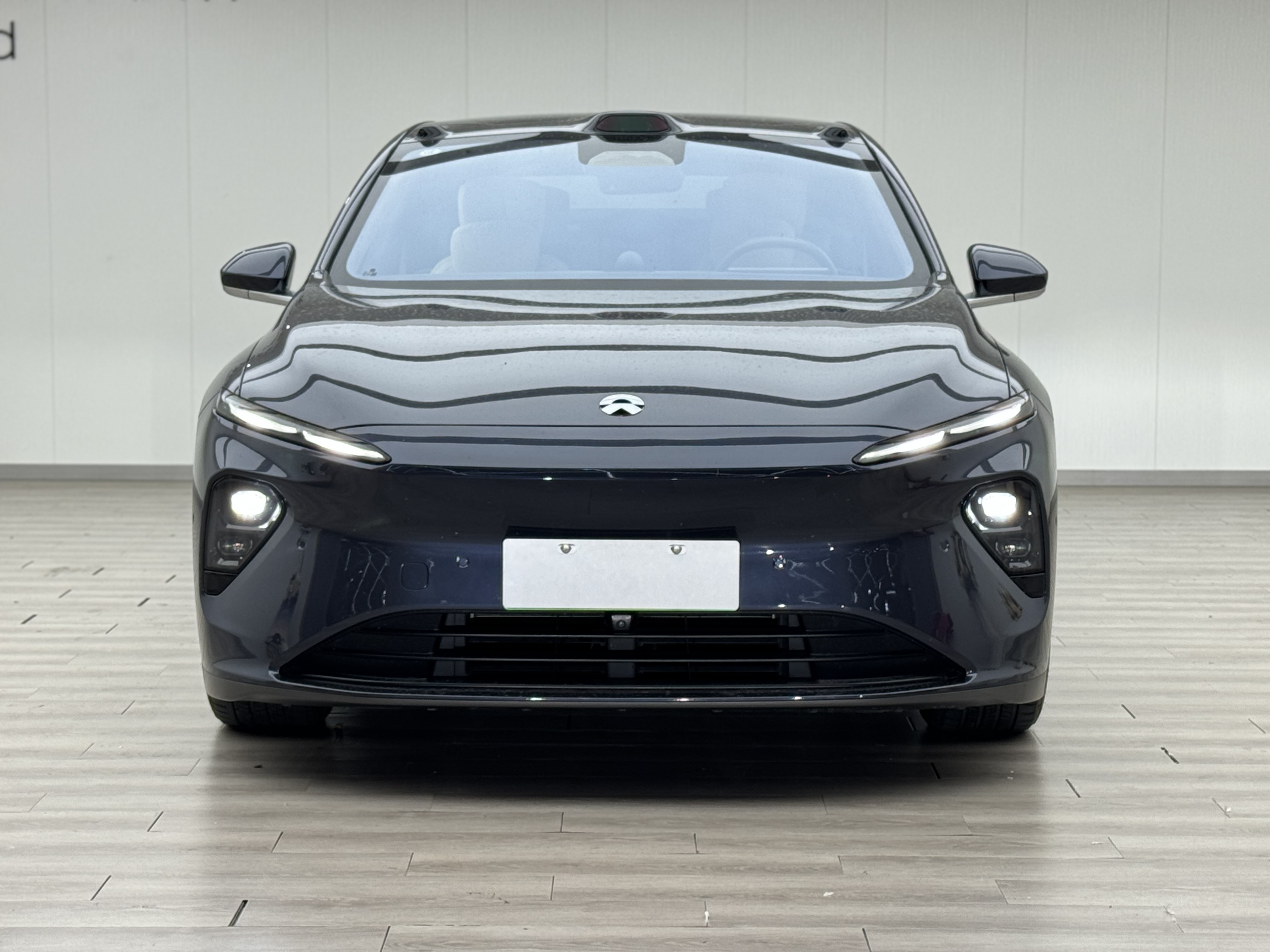 NIO ET7 2024 car image #25