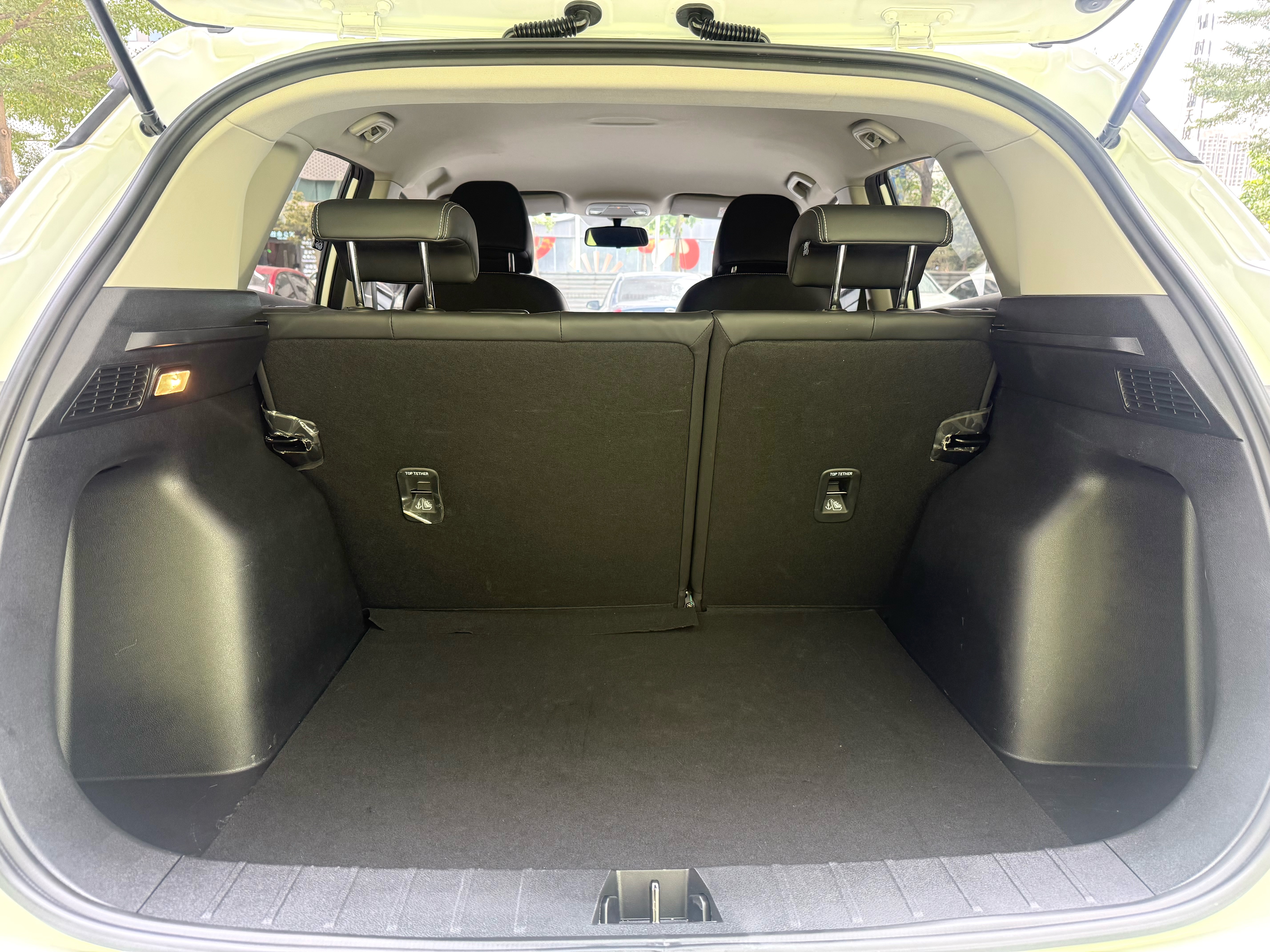 GEELY Coolray 2025 #25 GEELY Coolray 2025 car image #25