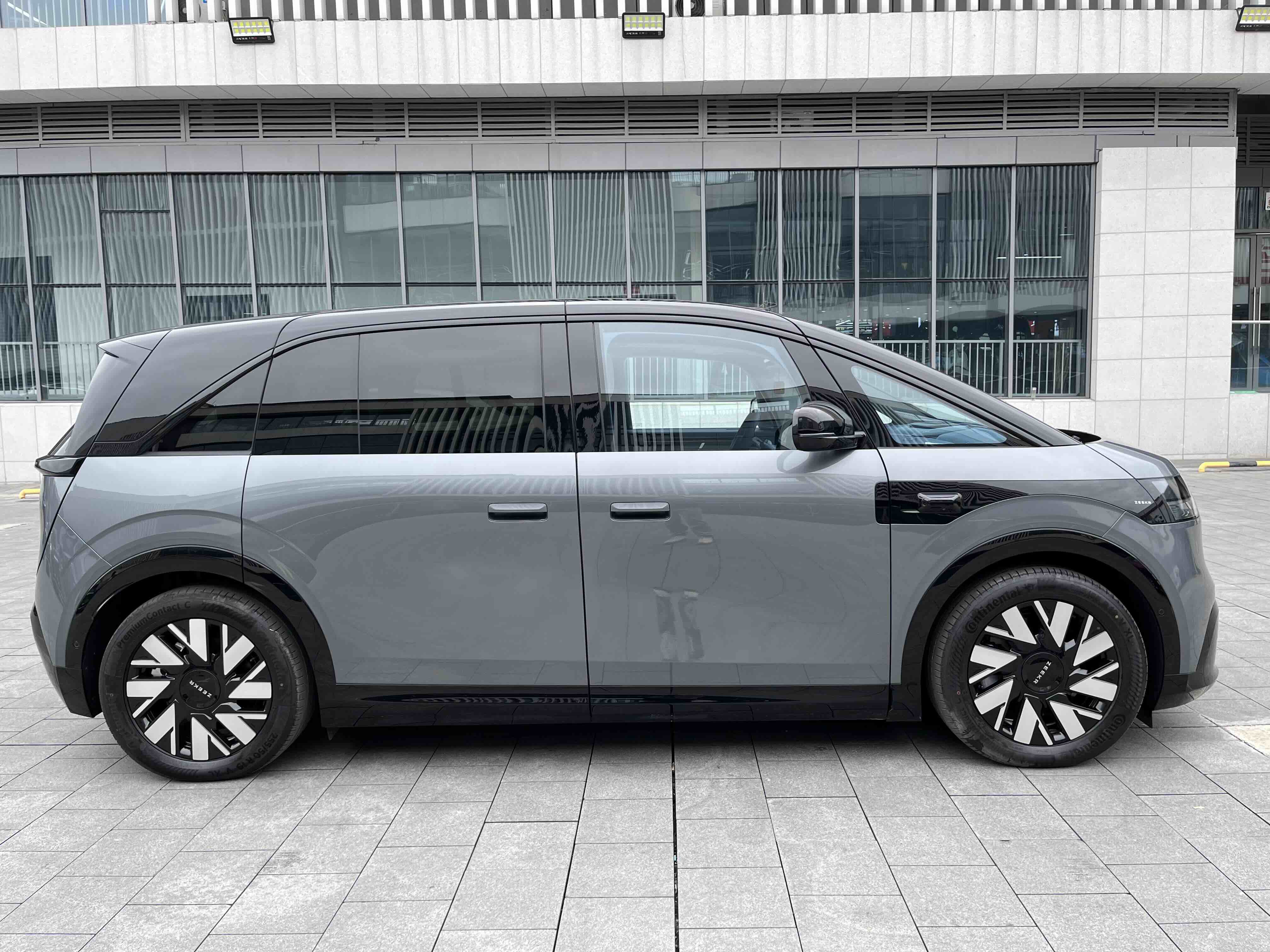 Zeekr MIX 2024 صورة سيارة #25