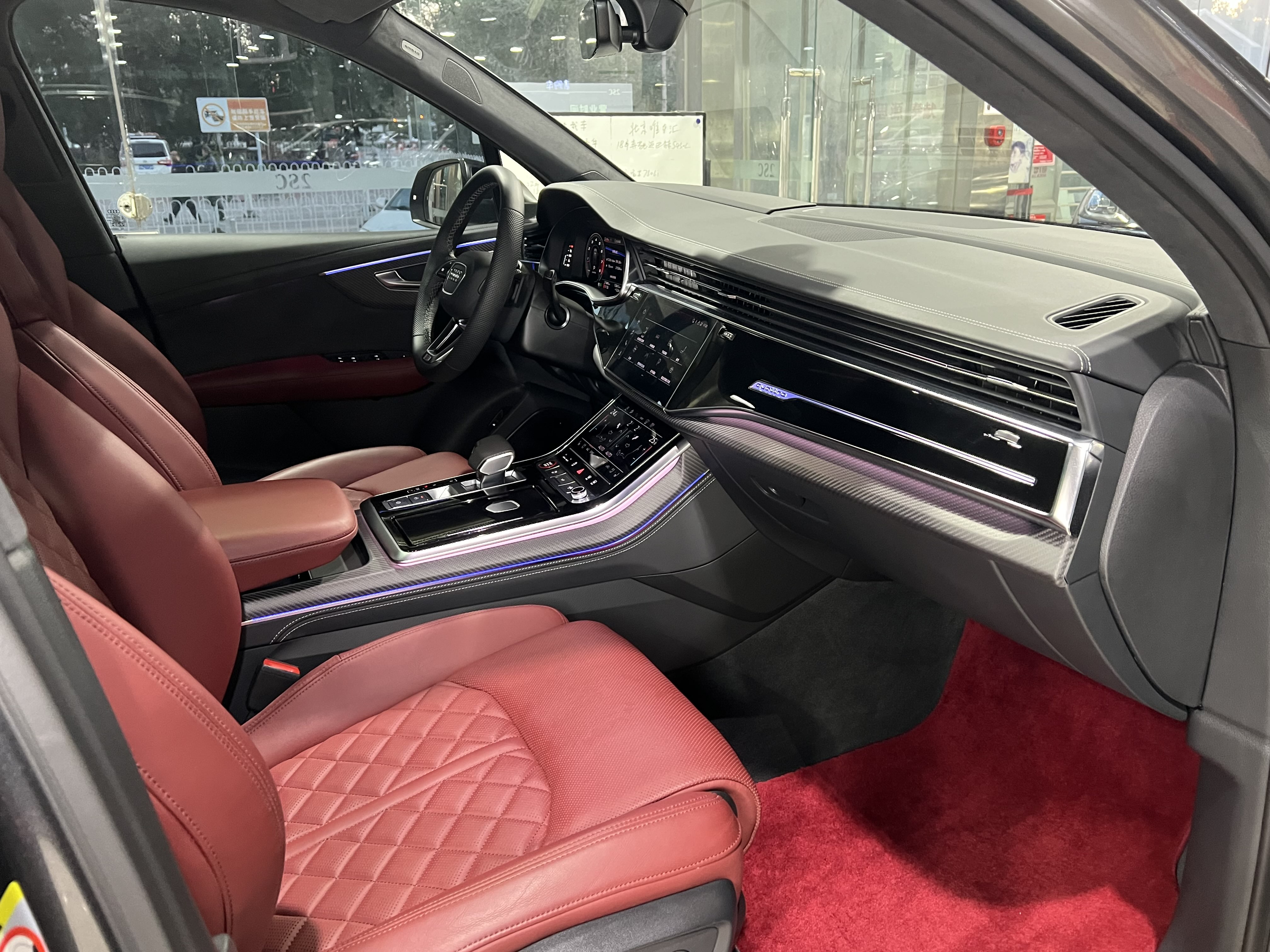 Audi SQ7 2024 #25 Audi SQ7 2024 car image #25