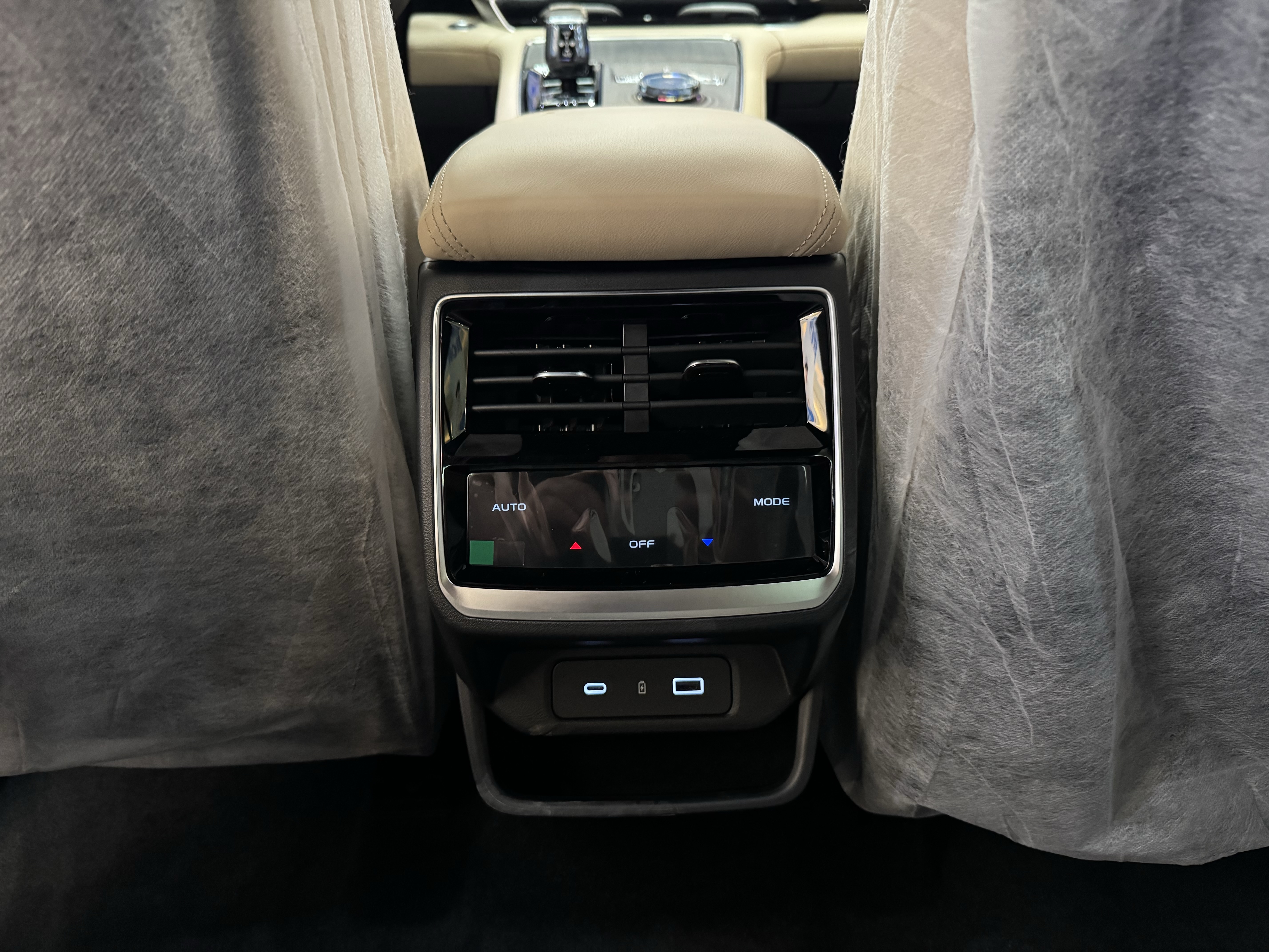 GEELY Monjaro 2026 immagine di auto #25