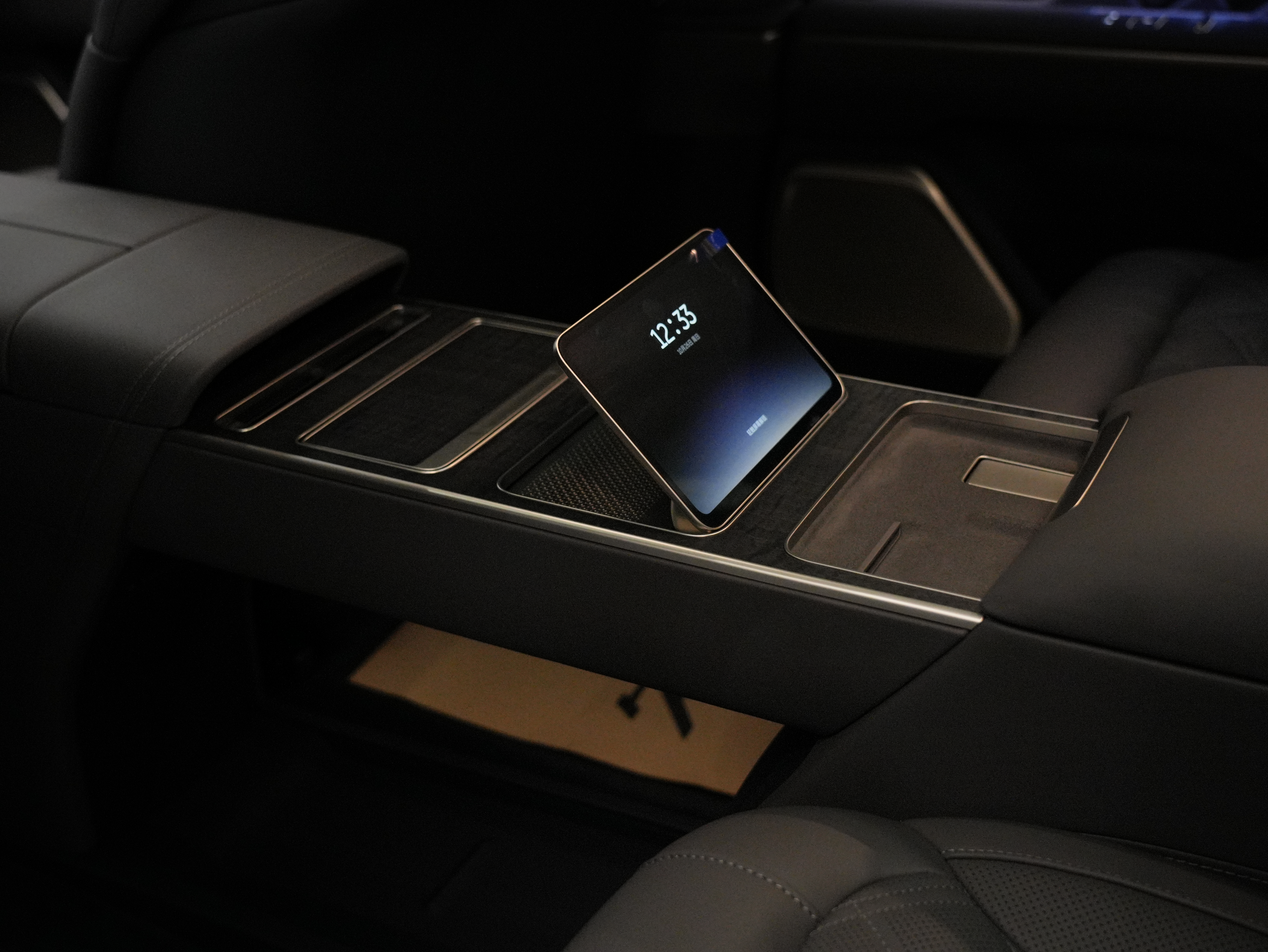 NIO ET9 2025 изображение автомобиля #25