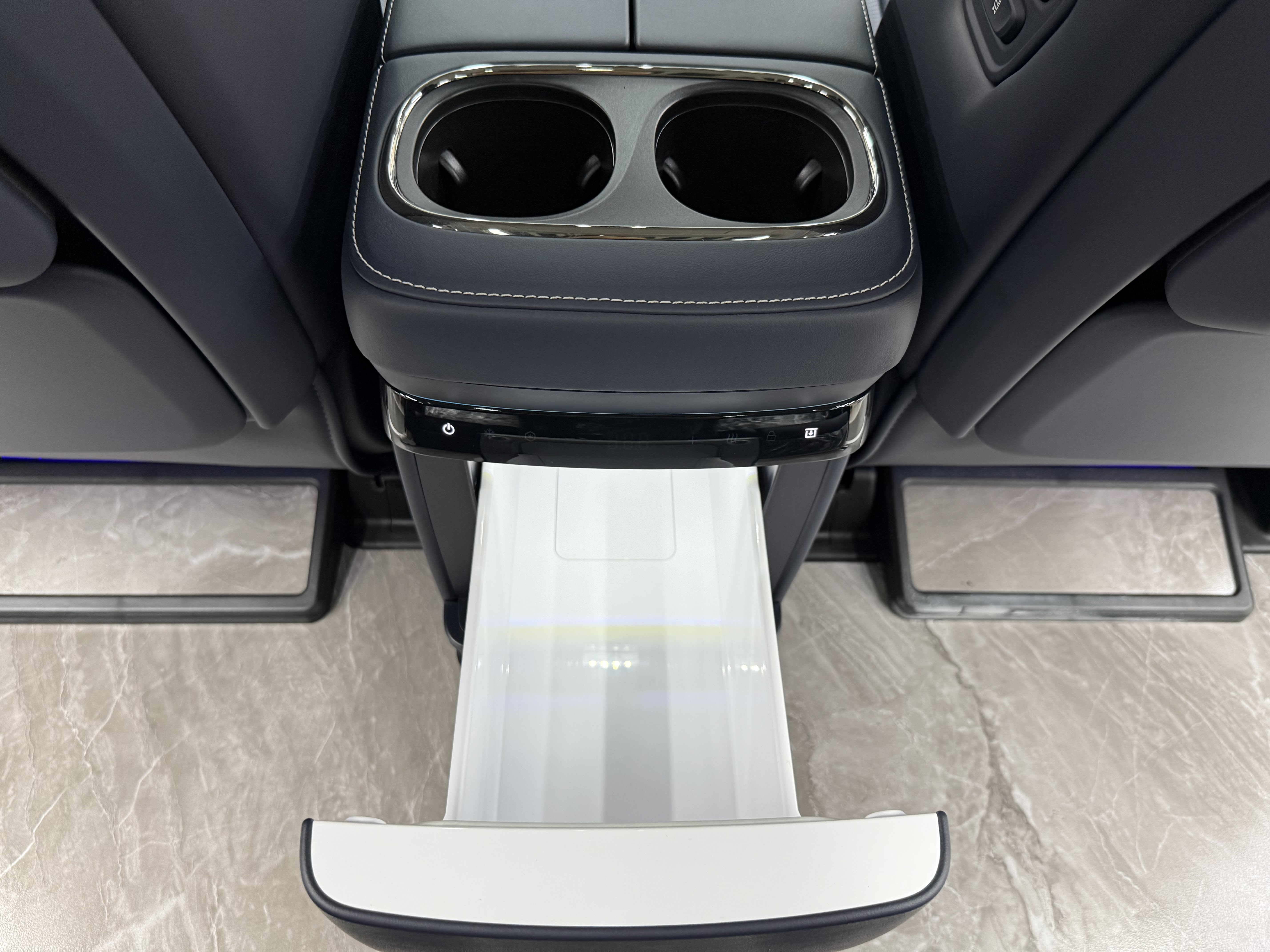 GAC Trumpchi Xiangwang M8 2025 car image #25