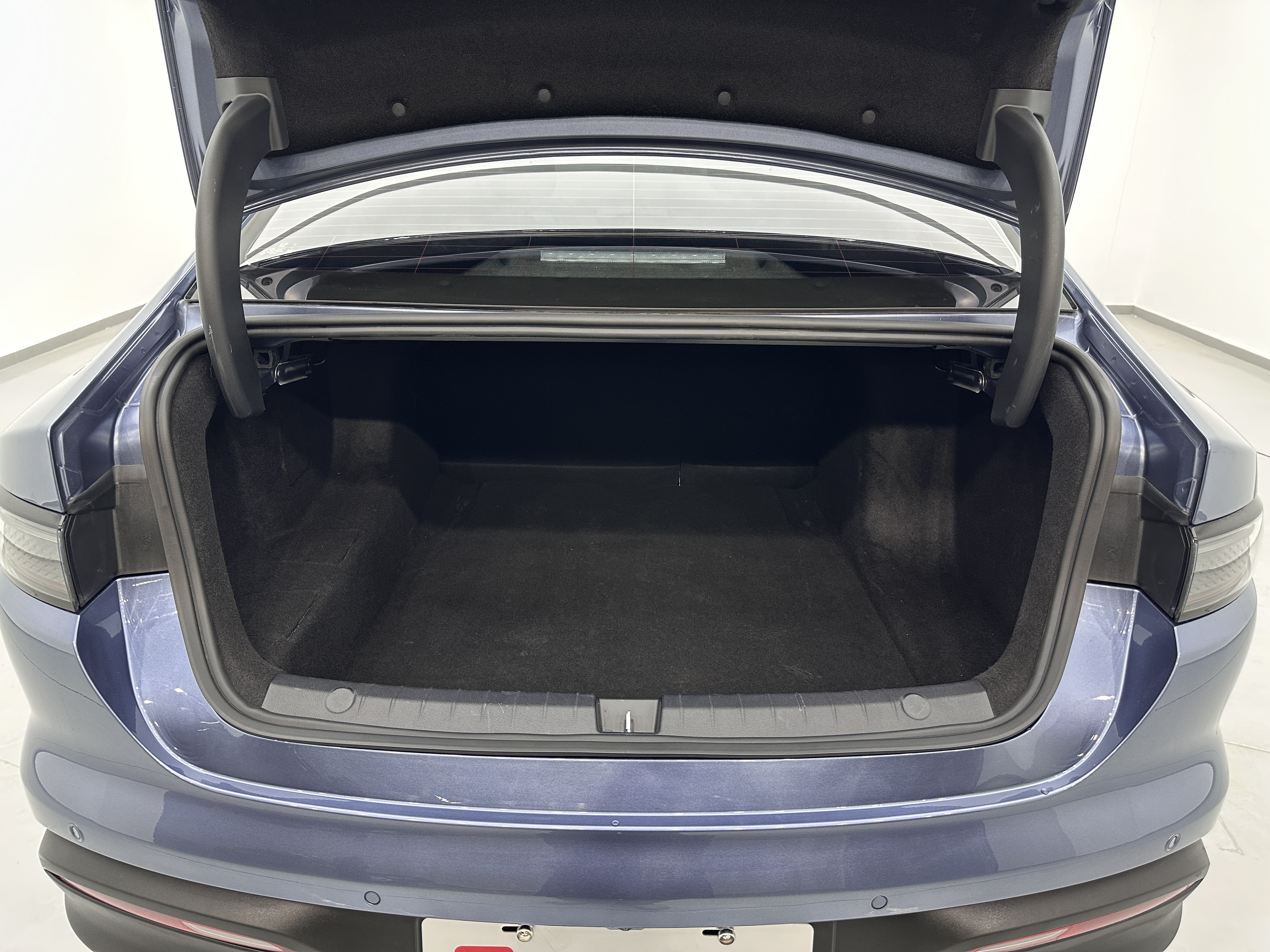 BYD Seal 05 DM-i 2025 car image #25