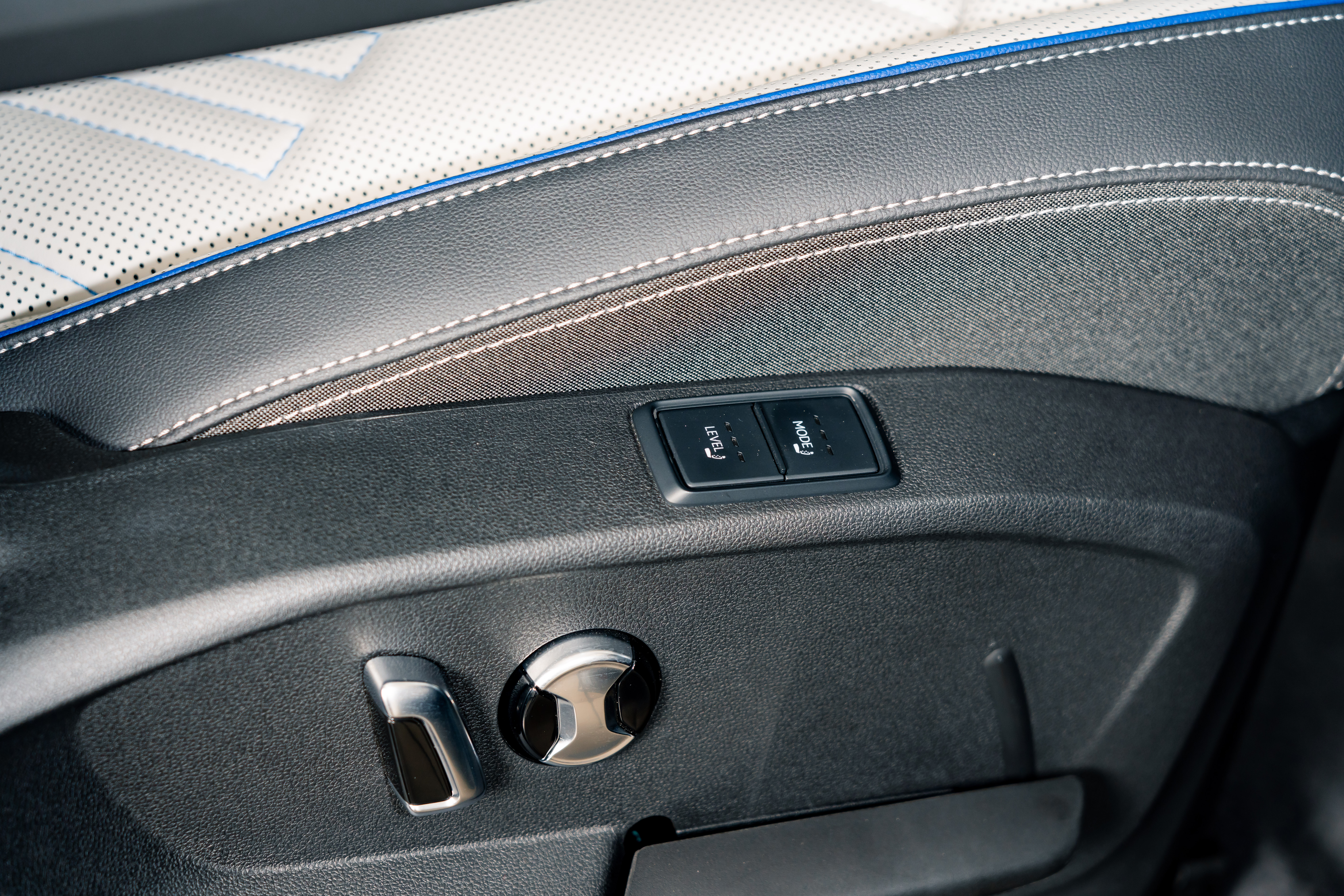 Volkswagen Talagon 2025 #25 Volkswagen Talagon 2025 car image #25