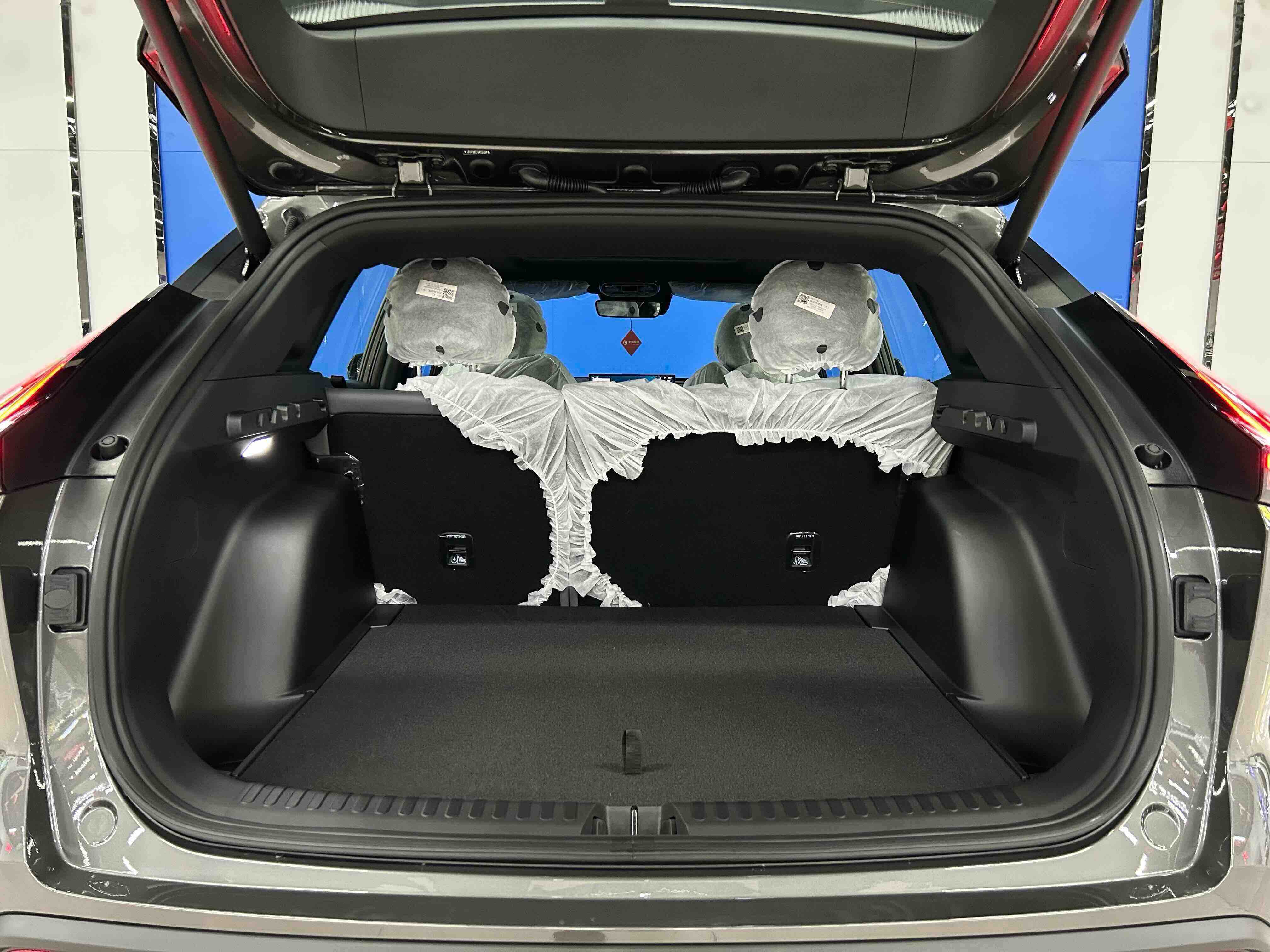 GEELY Boyue 2026 car image #25