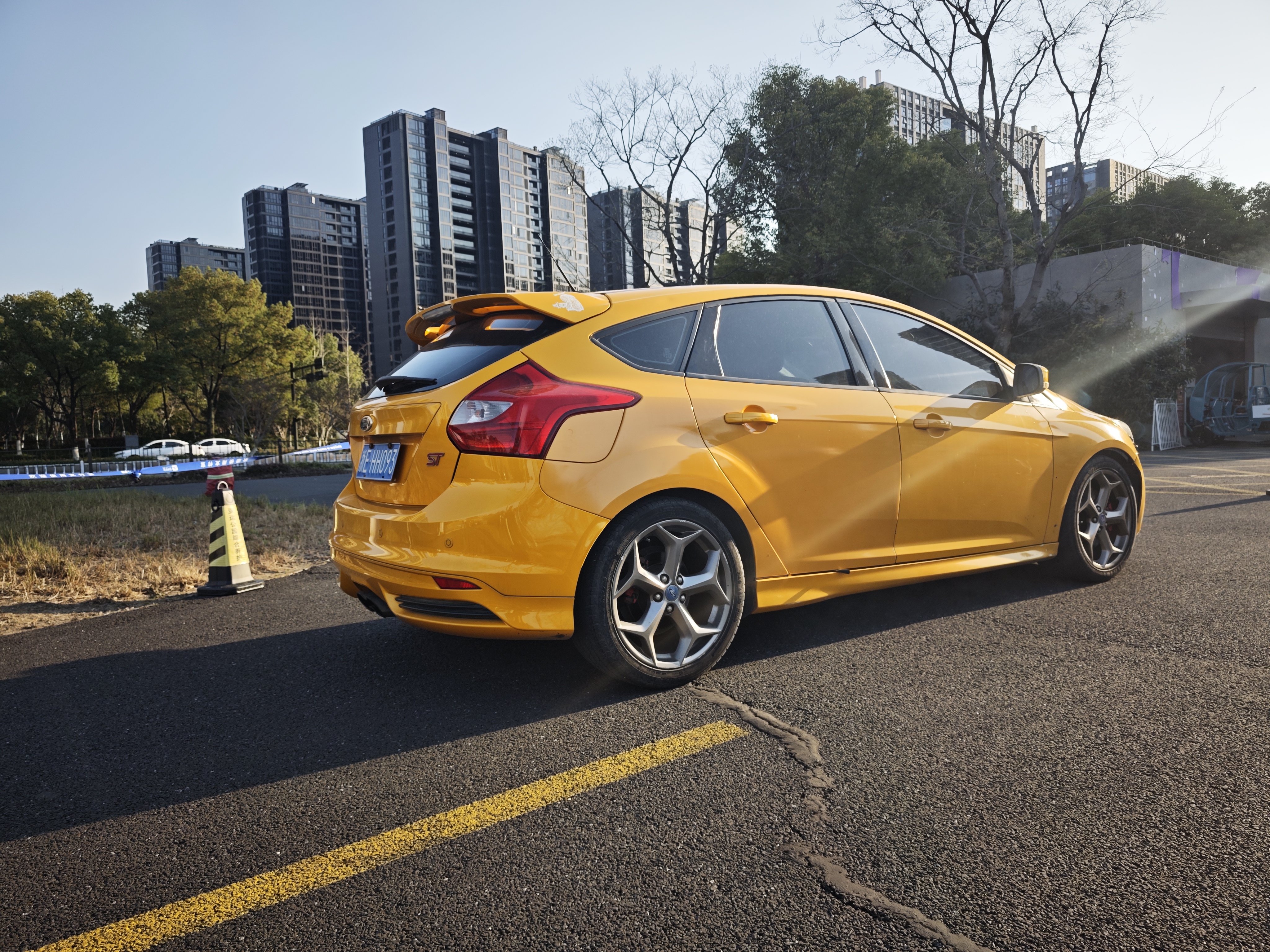 Ford Focus (Imported) 2013 car image #25