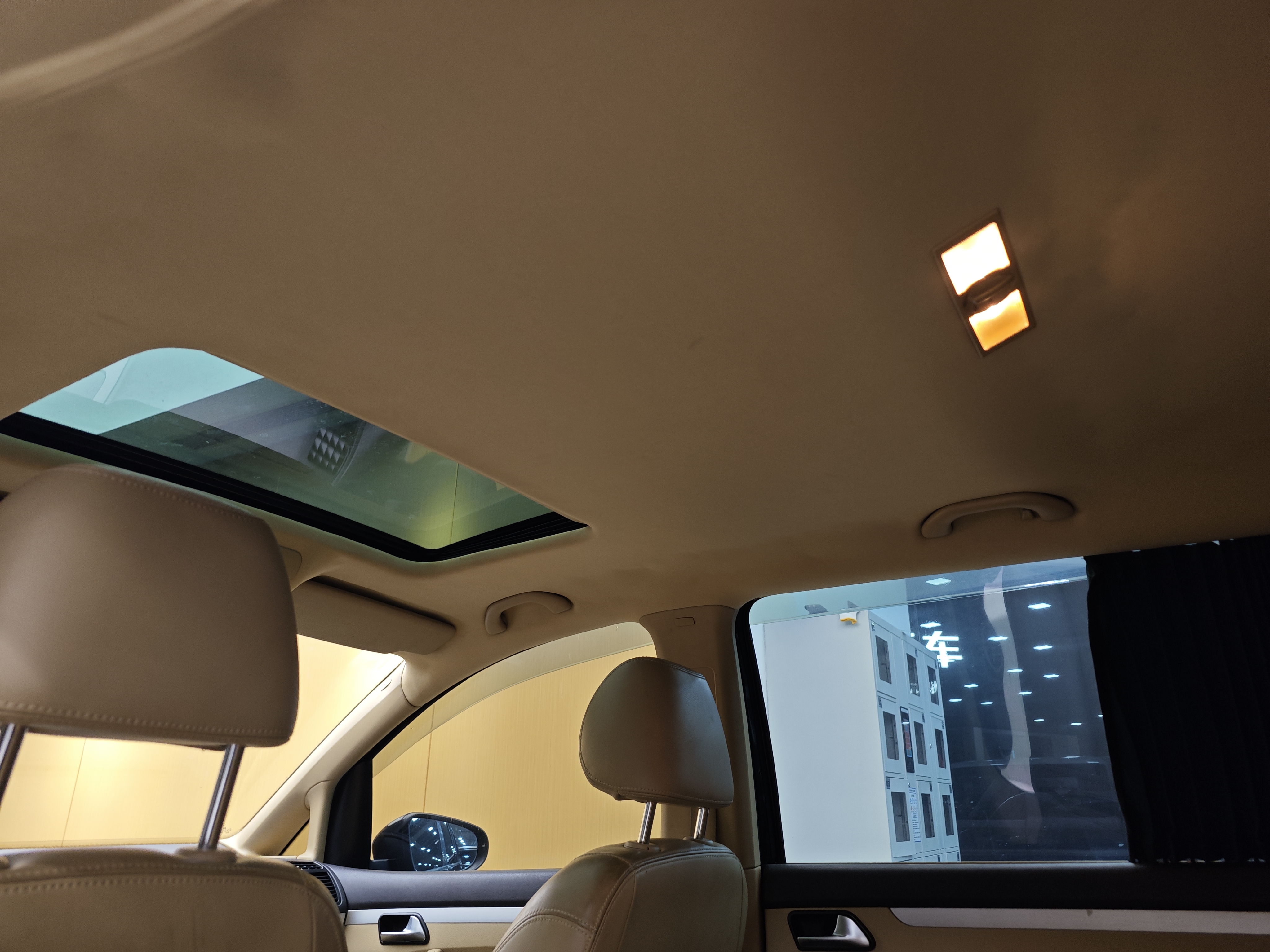 Volkswagen Touran 2011 #25 Volkswagen Touran 2011 immagine di auto #25