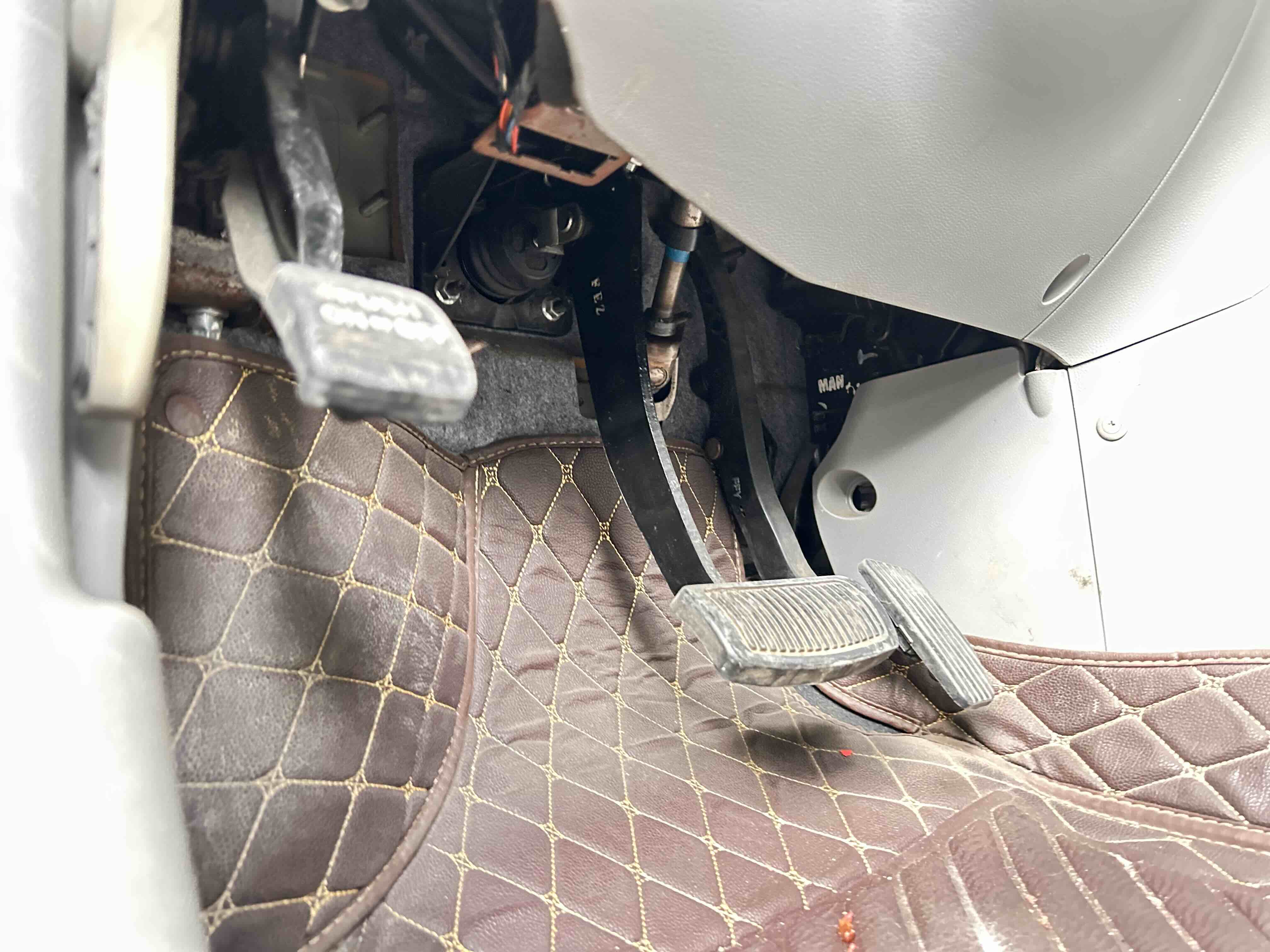 起亚 佳乐 2010 汽车图片 #25