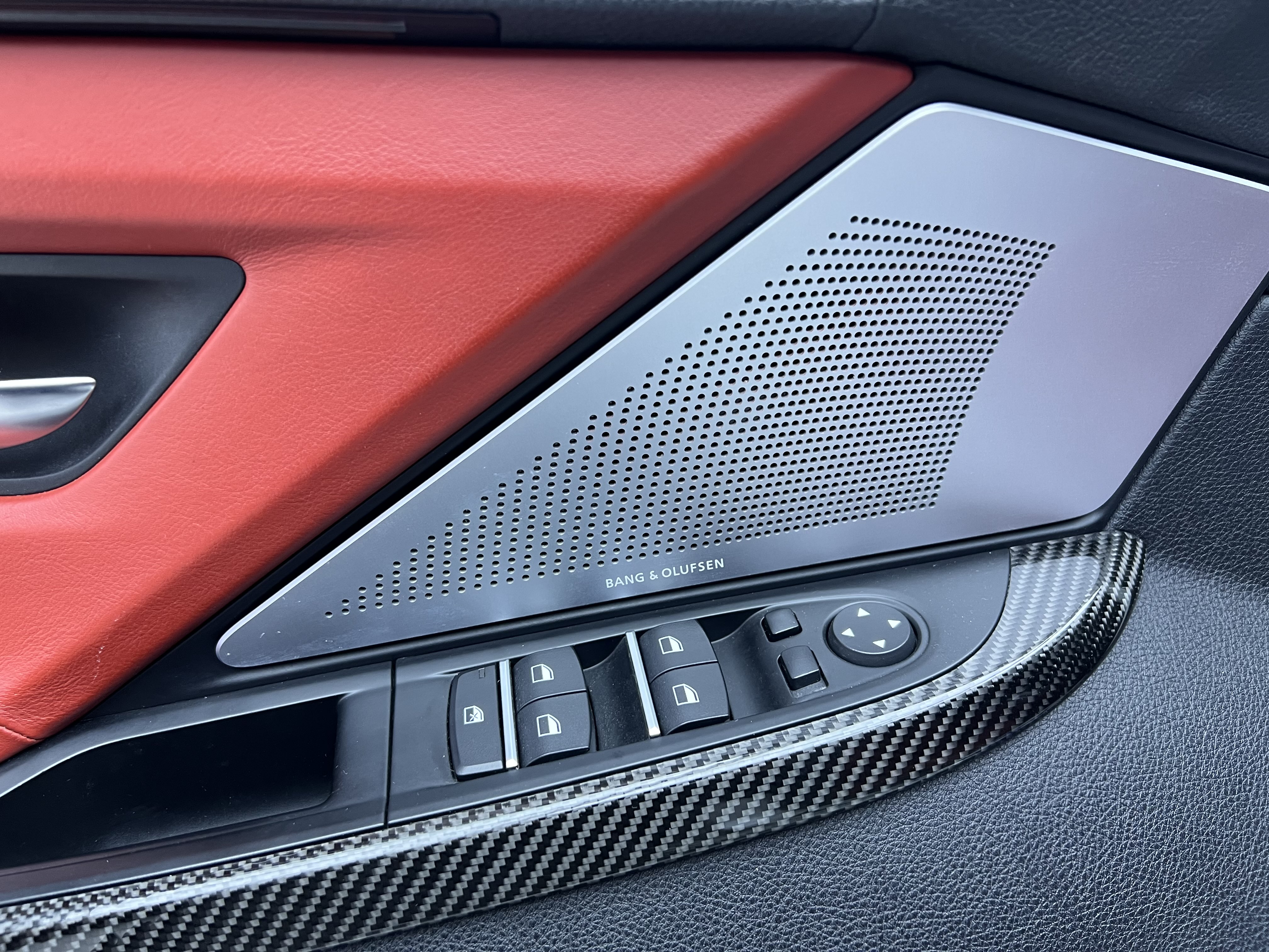 BMW M6 2016 car image #25