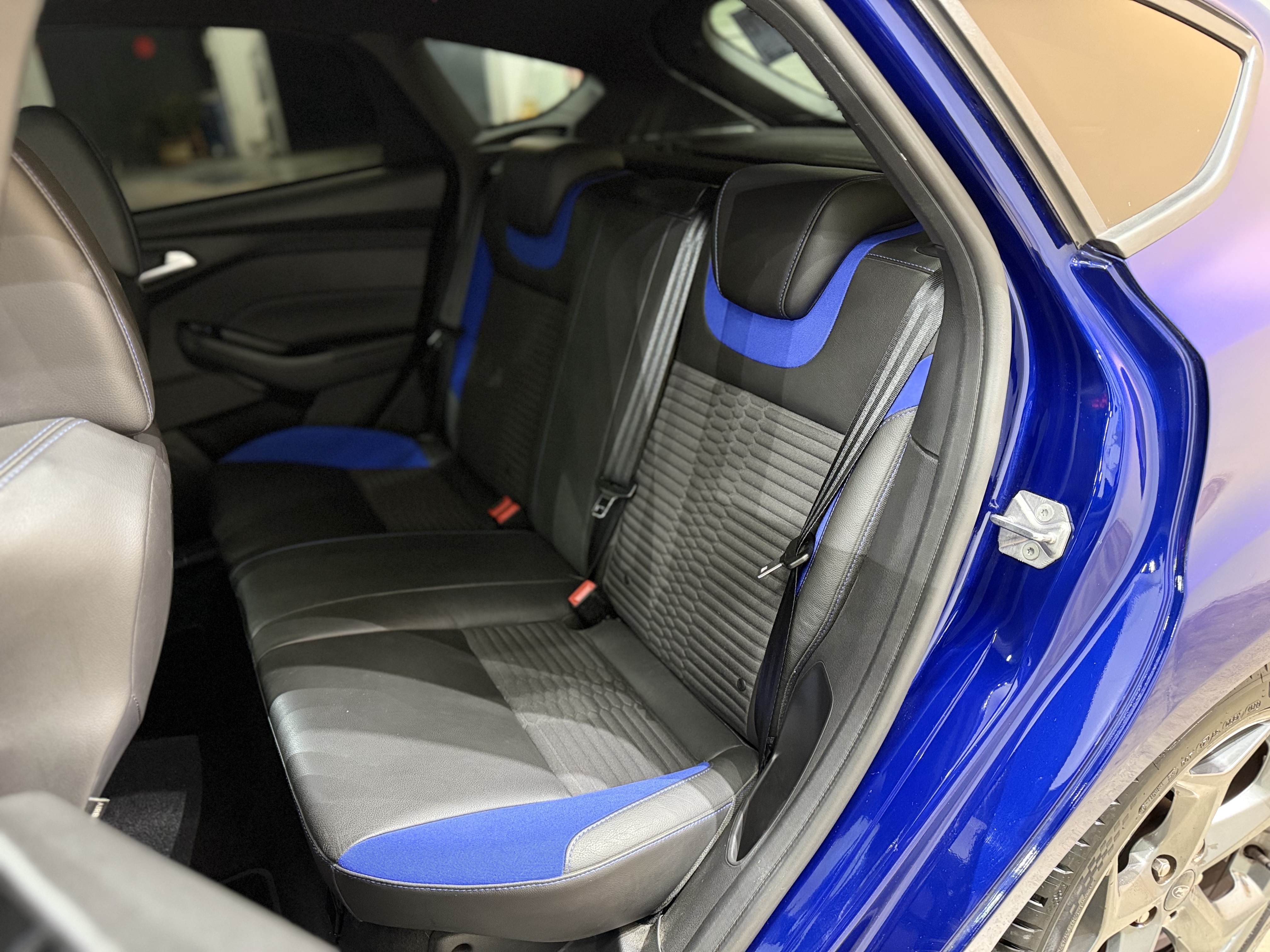 Ford Focus (Imported) 2017 car image #25