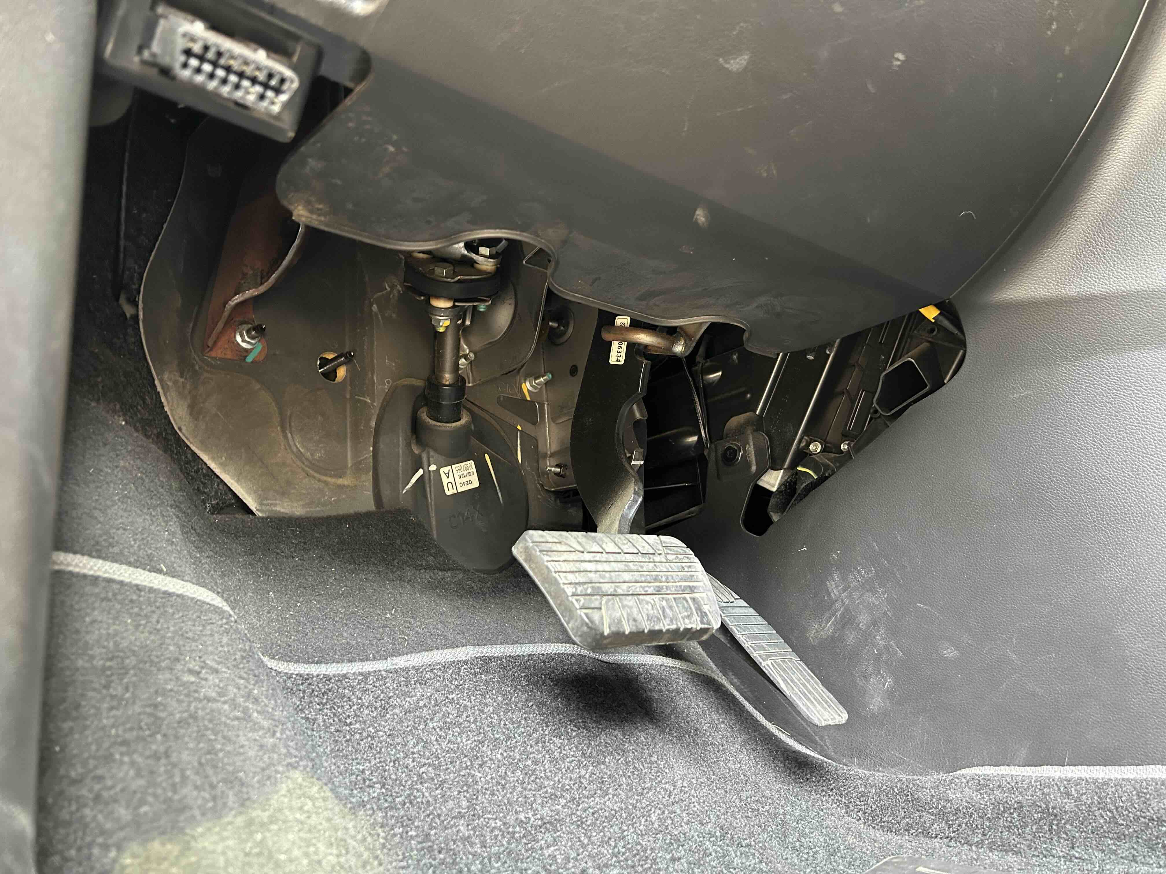 Chevrolet Captiva (Imported) 2011 car image #25