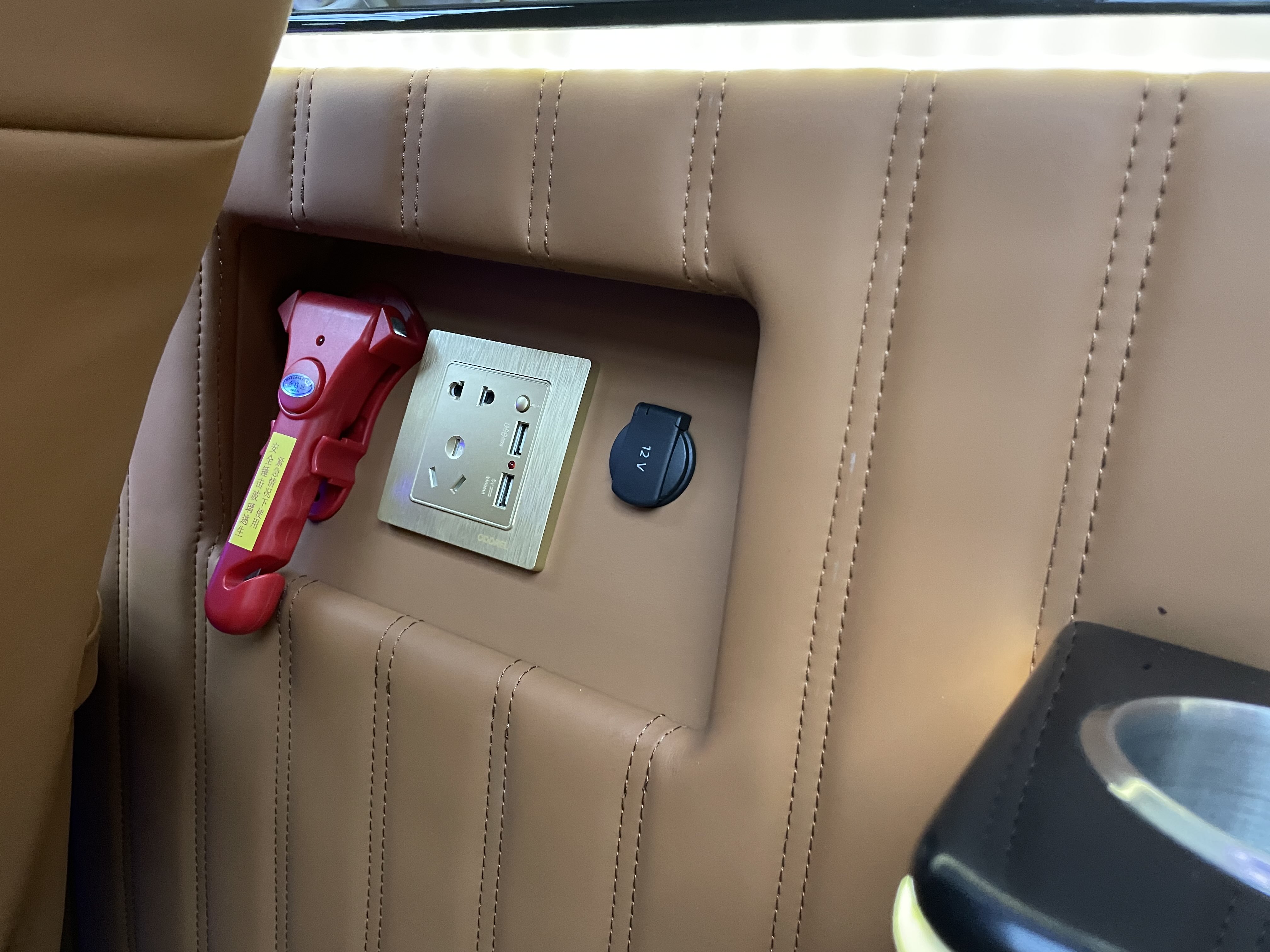 Volkswagen Caravelle 2017 immagine di auto #25