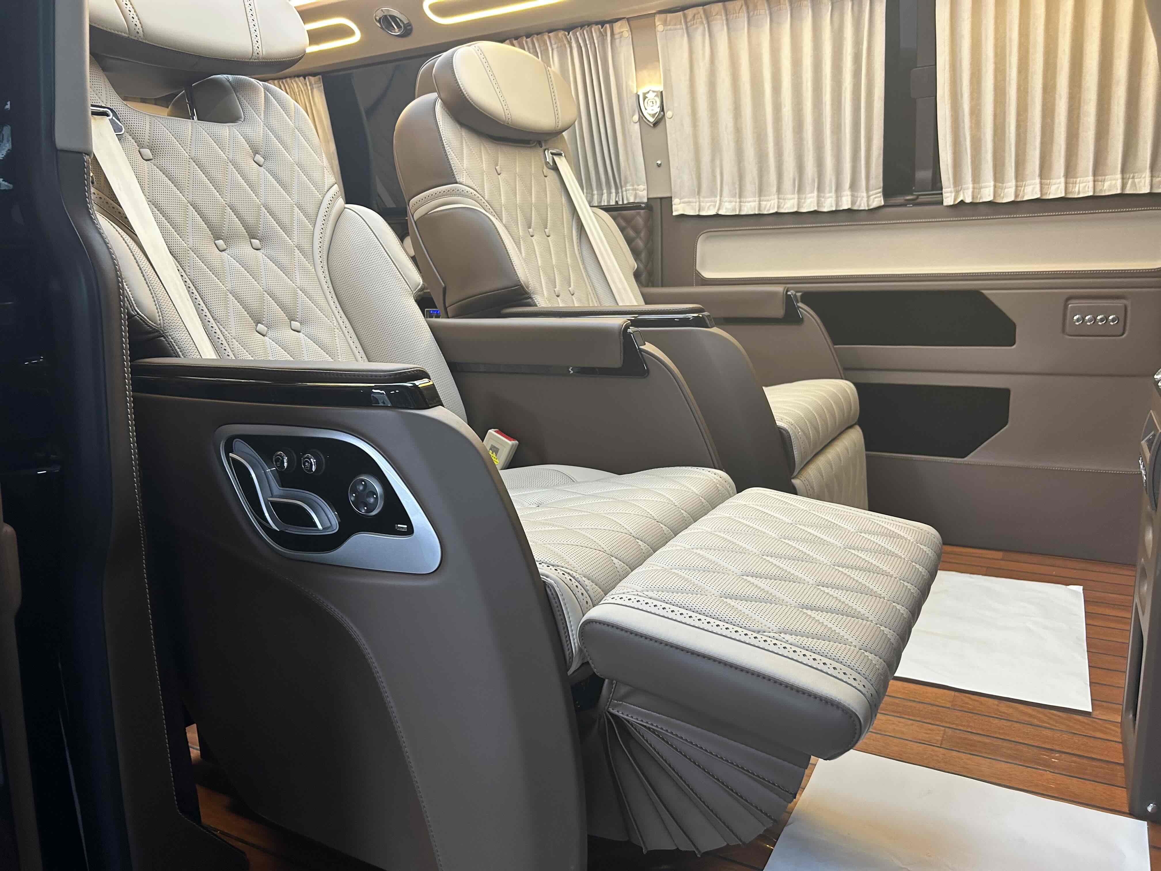 Volkswagen Caravelle 2020 car image #25