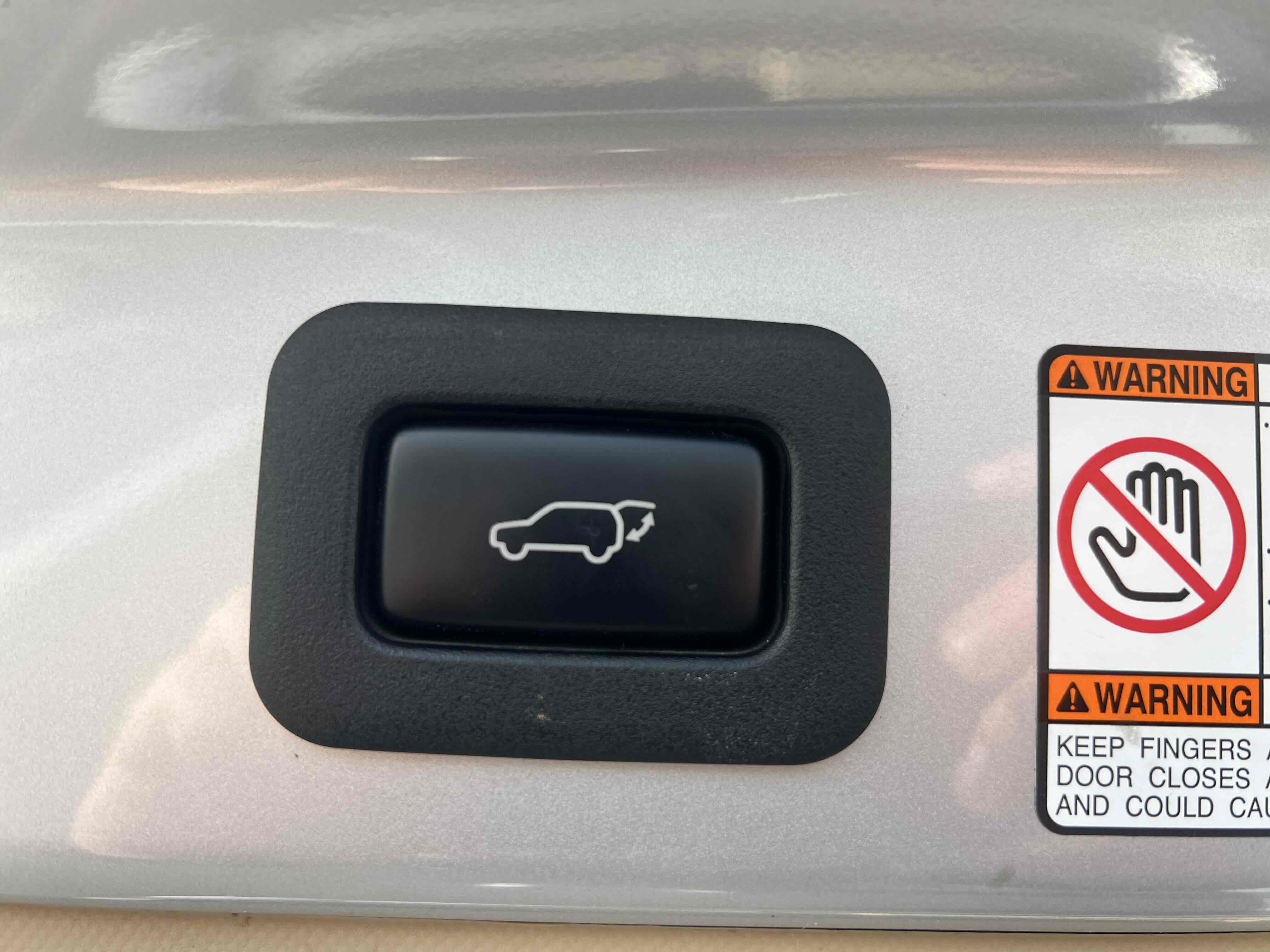 Toyota Previa 2016 car image #25