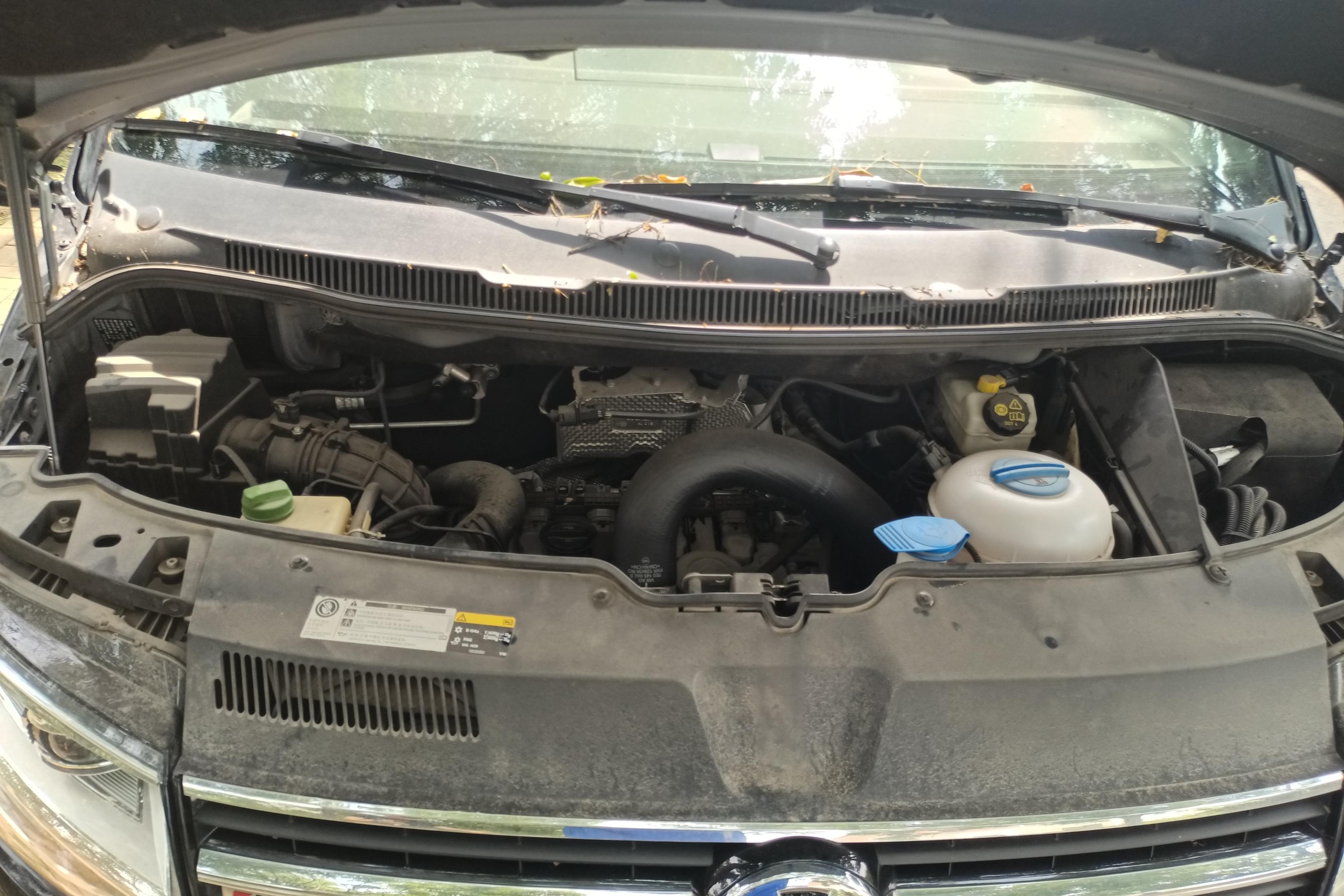 Volkswagen Caravelle 2017 car image #25