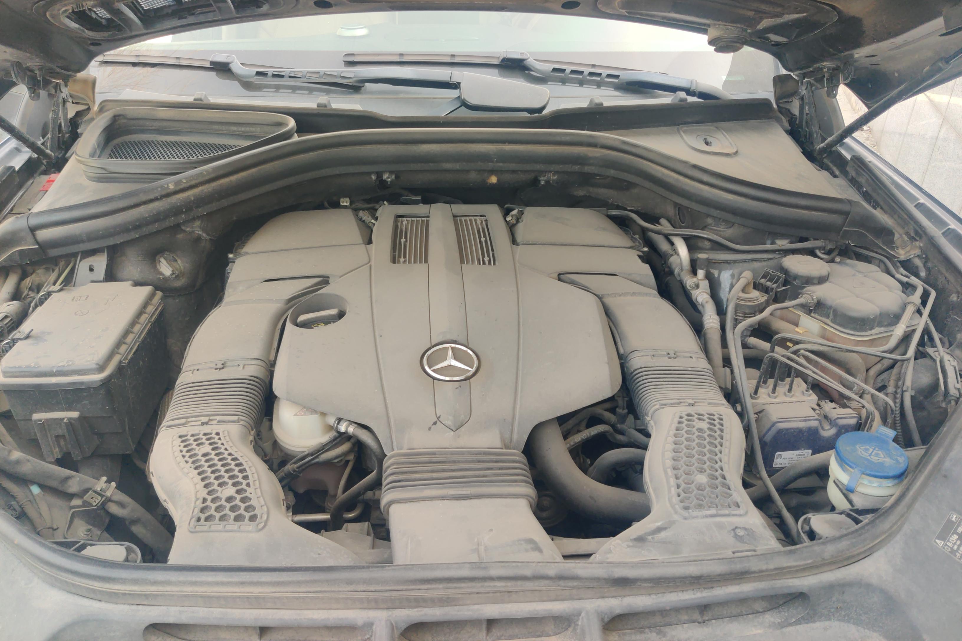 Mercedes-Benz GLS AMG 2016 صورة سيارة #25