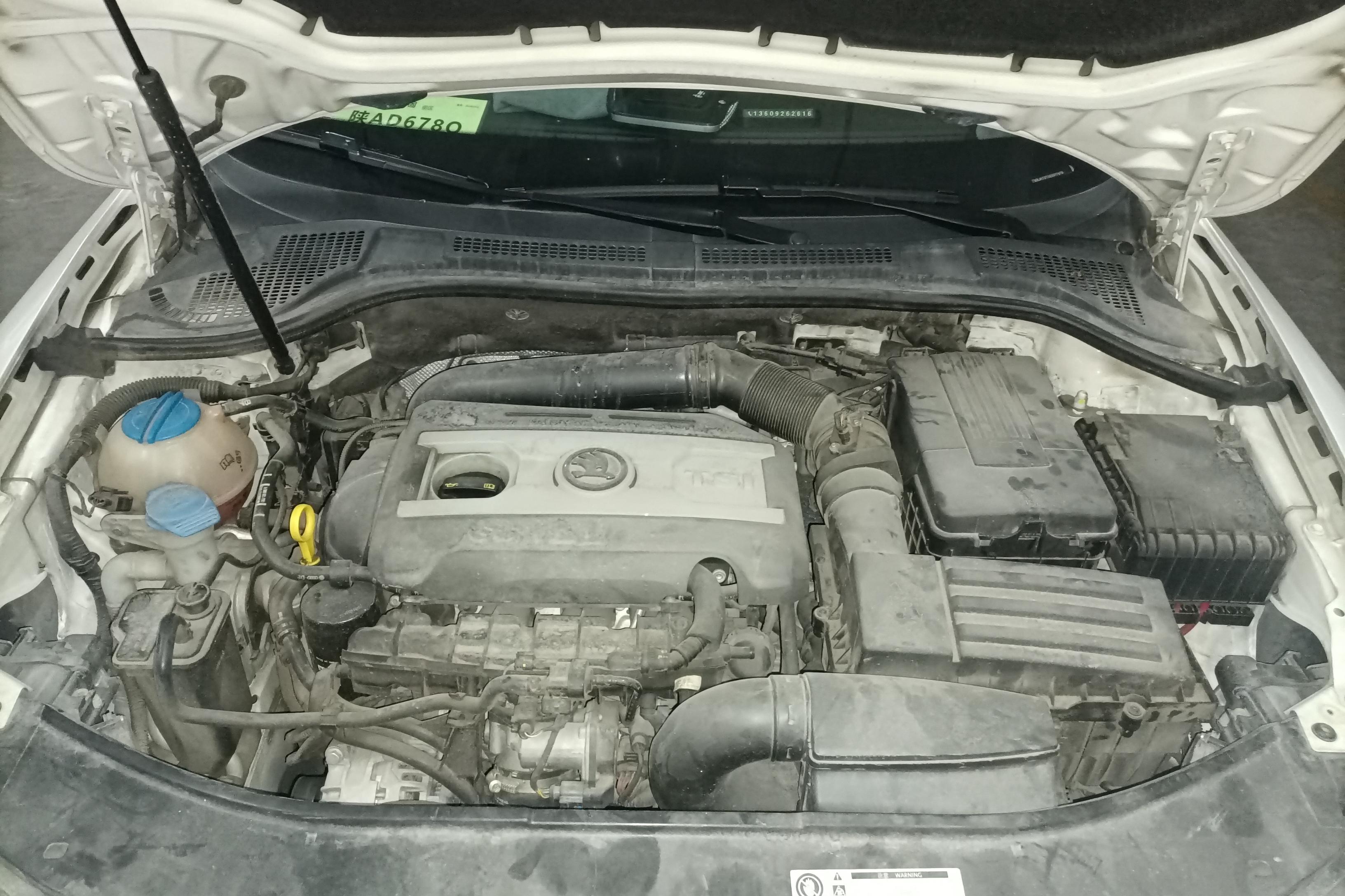 Skoda Superb Combi 2014 car image #25