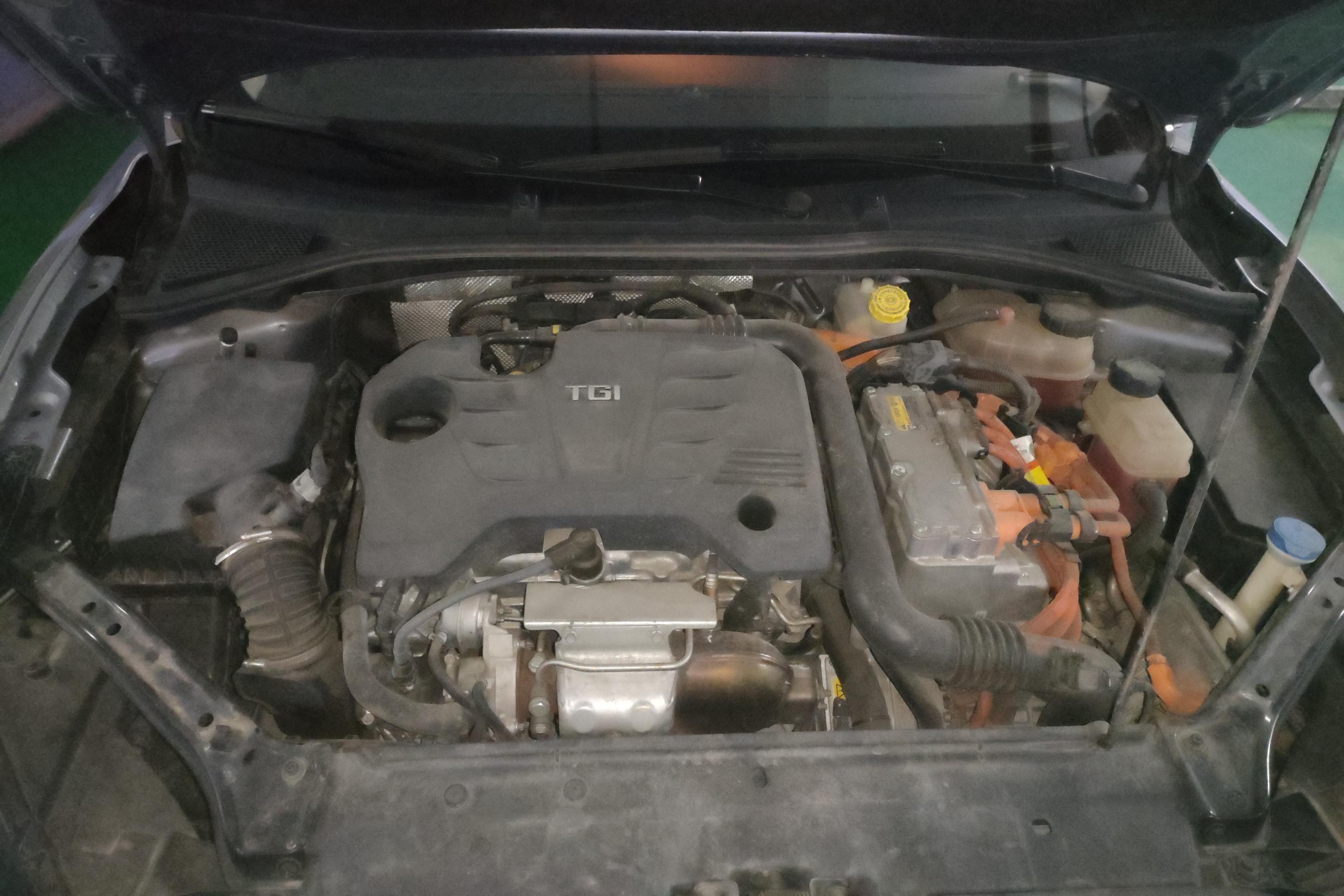 MG 6 New Energy 2019 car image #25