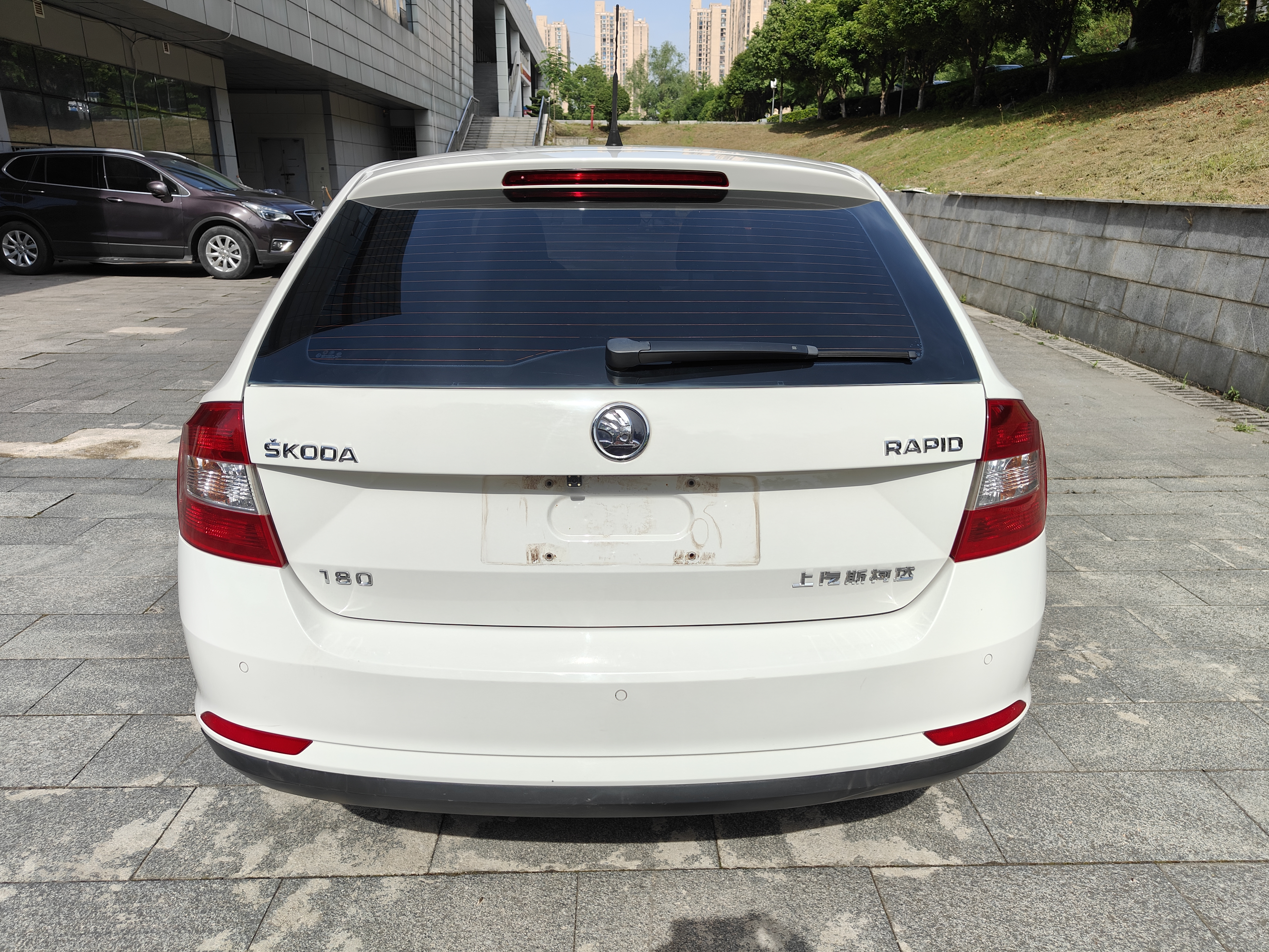 Skoda Rapid Spaceback 2016 immagine di auto #25