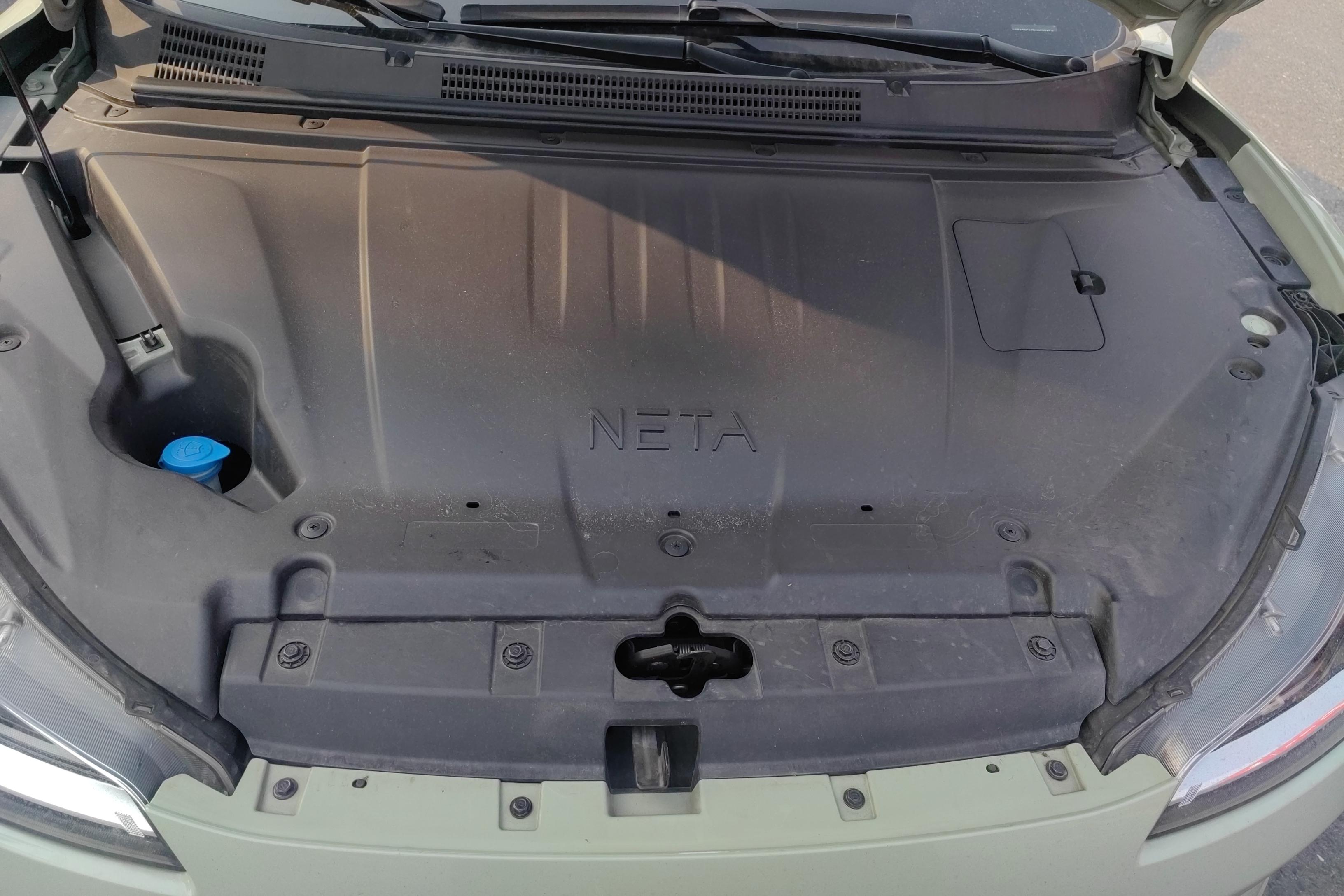 哪吒汽车 哪吒L 2023 汽车图片 #25