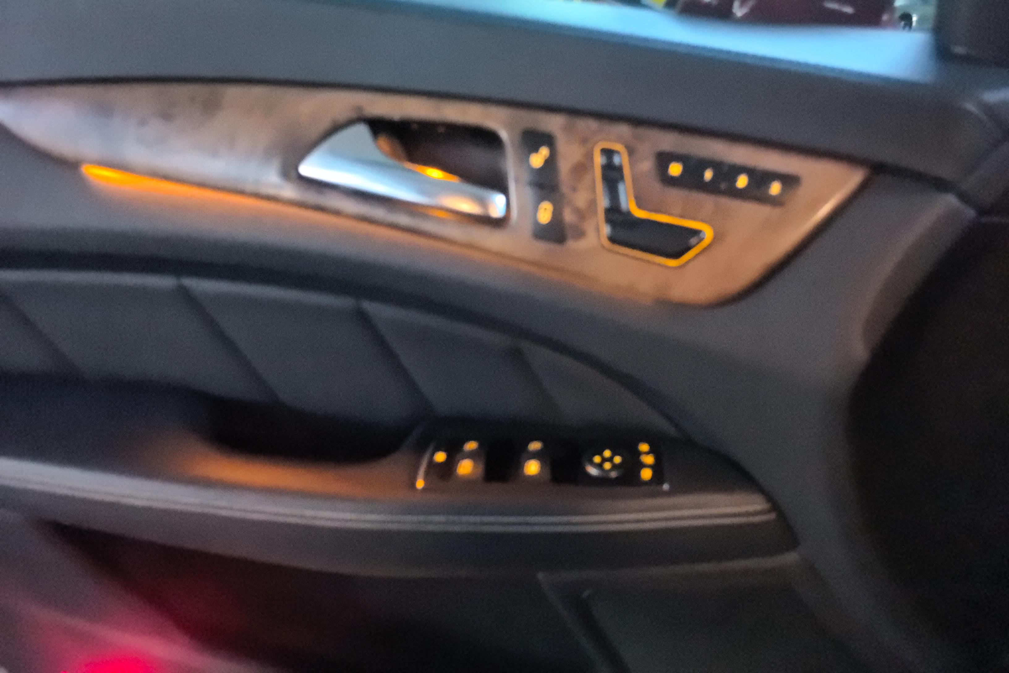 Mercedes-Benz CLS Class 2012 car image #25