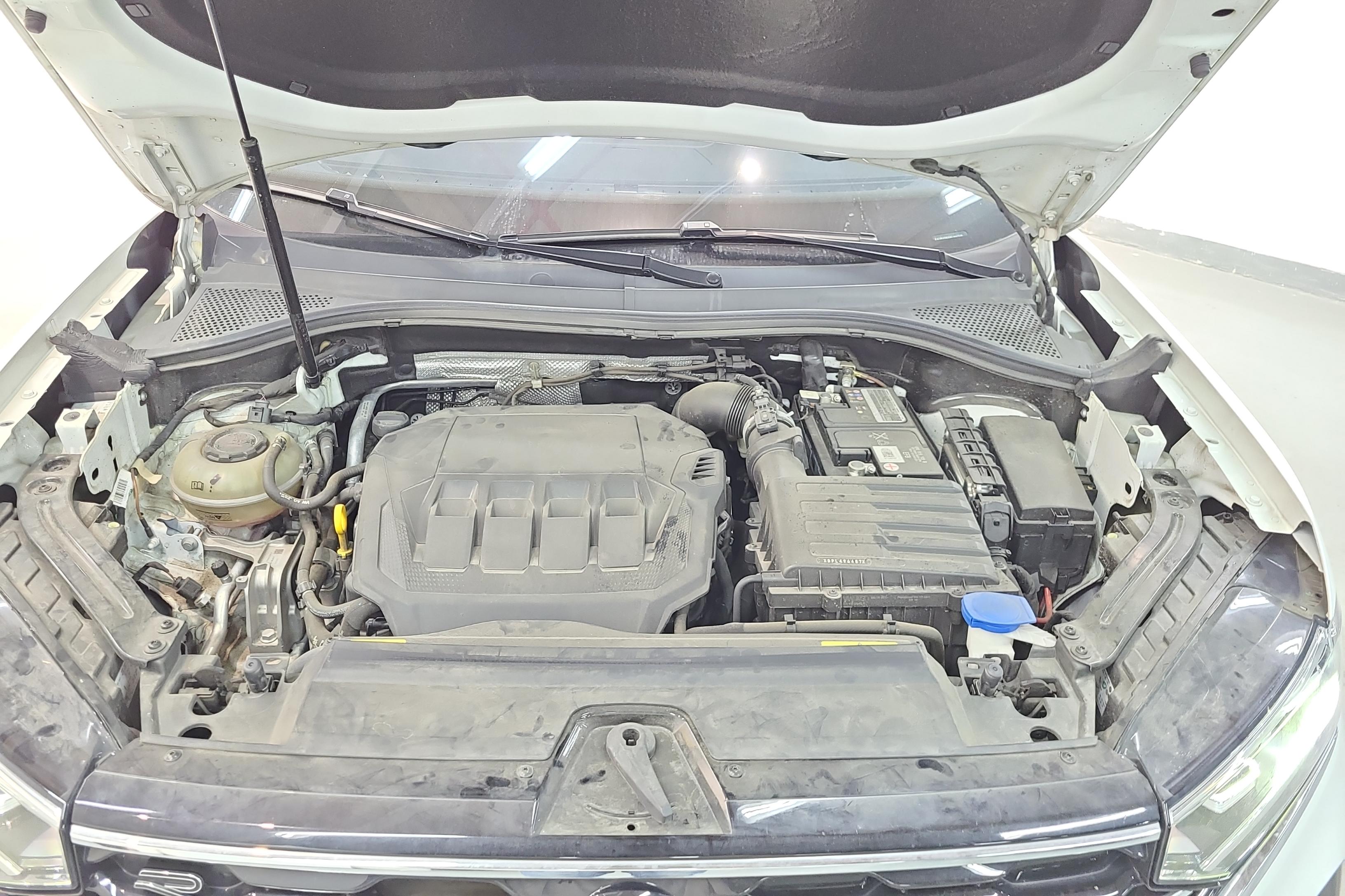 Volkswagen Tayron X 2022 car image #25