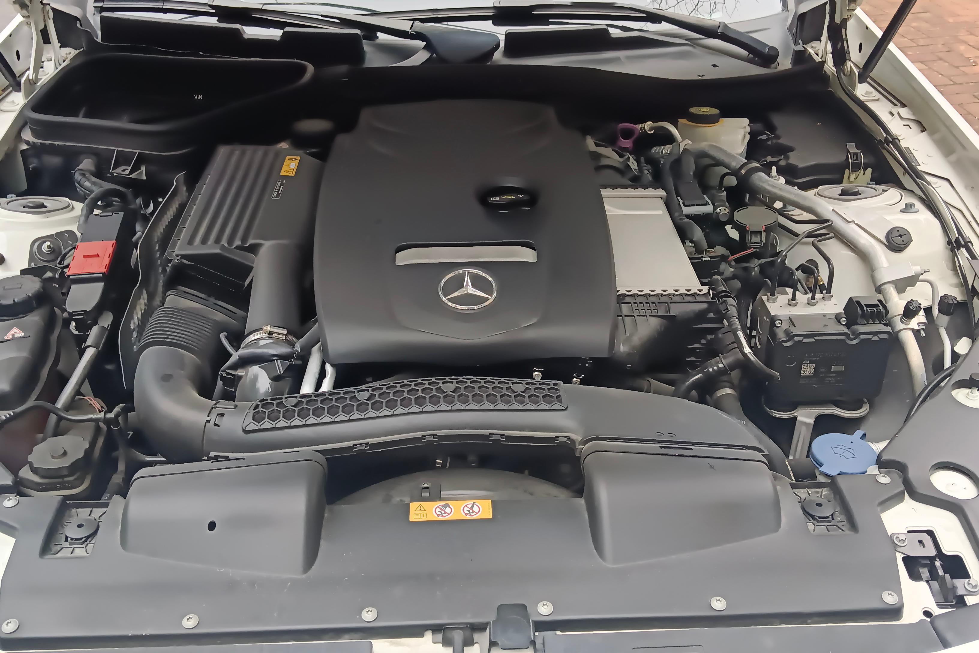 Mercedes-Benz SLC Class 2018 #25 Mercedes-Benz SLC Class 2018 car image #25