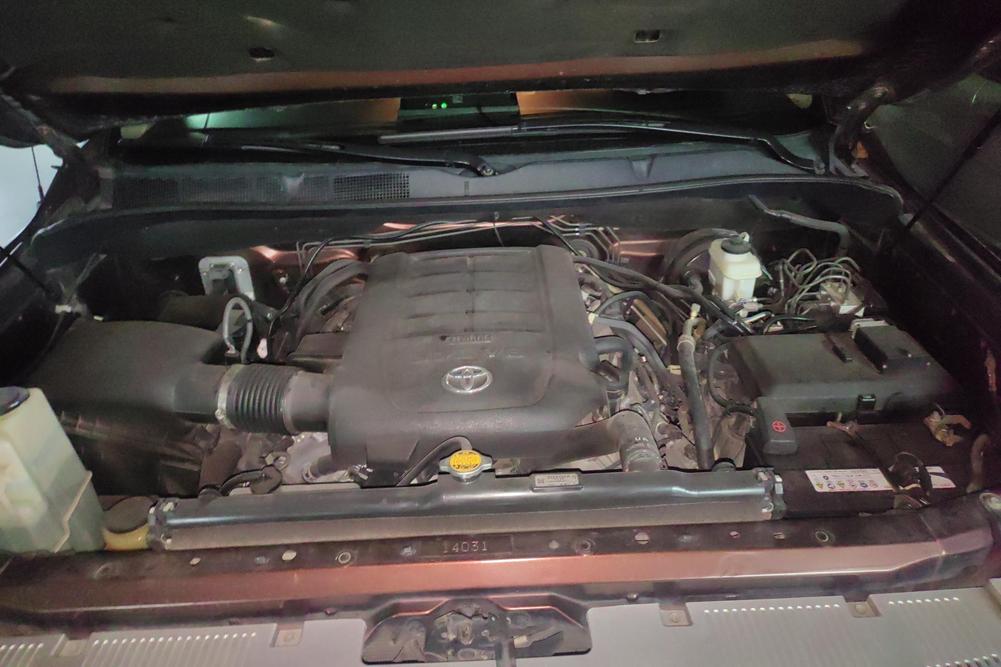 Toyota Tundra 2015 image de voiture #25