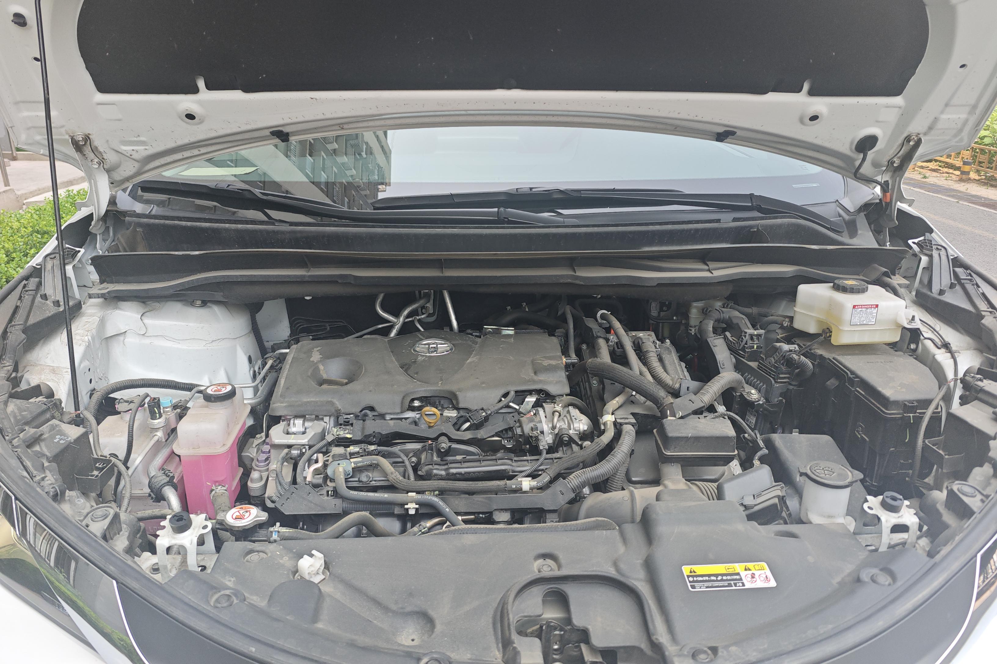 Toyota Granvia 2023 immagine di auto #25