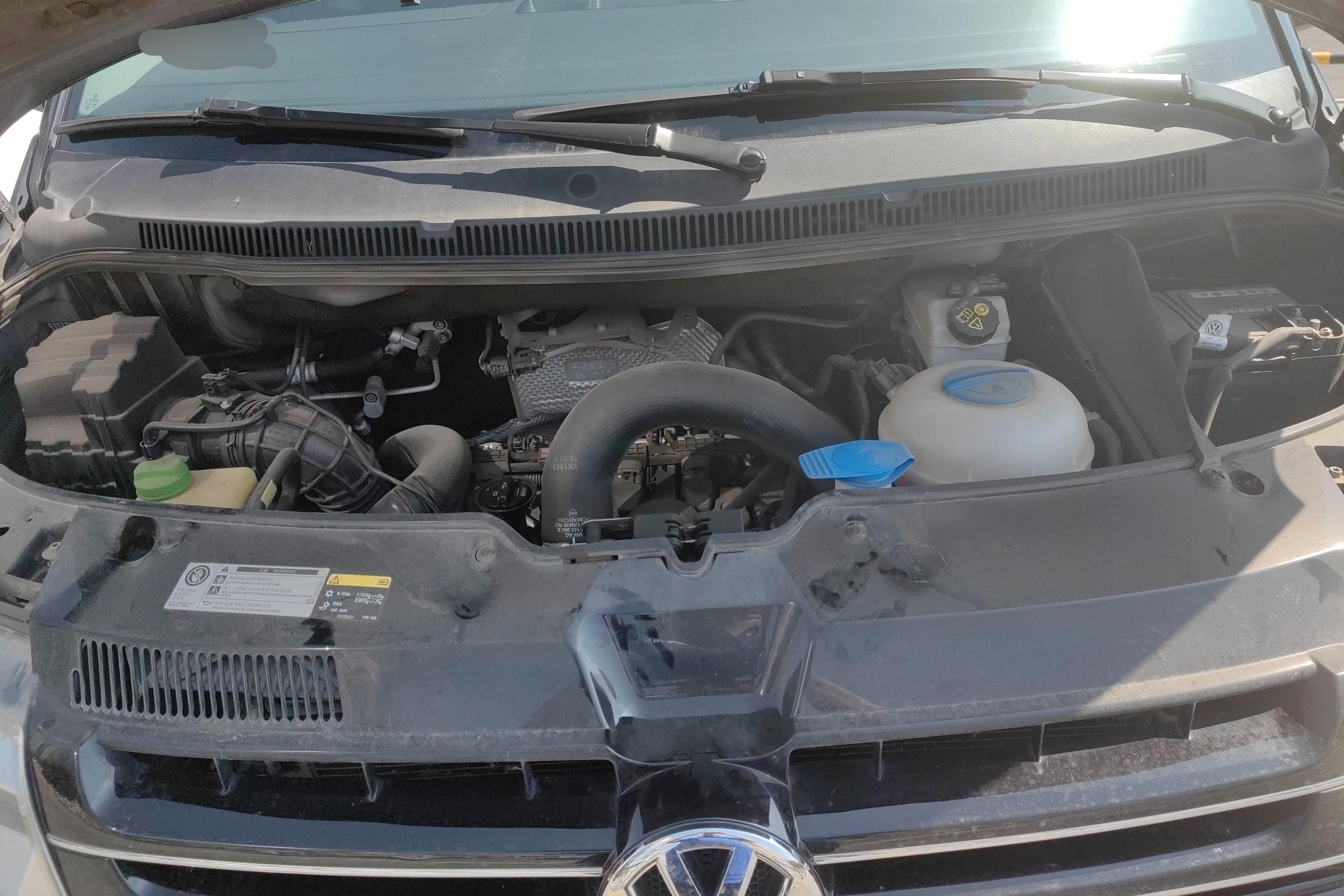 Volkswagen Caravelle 2016 car image #25