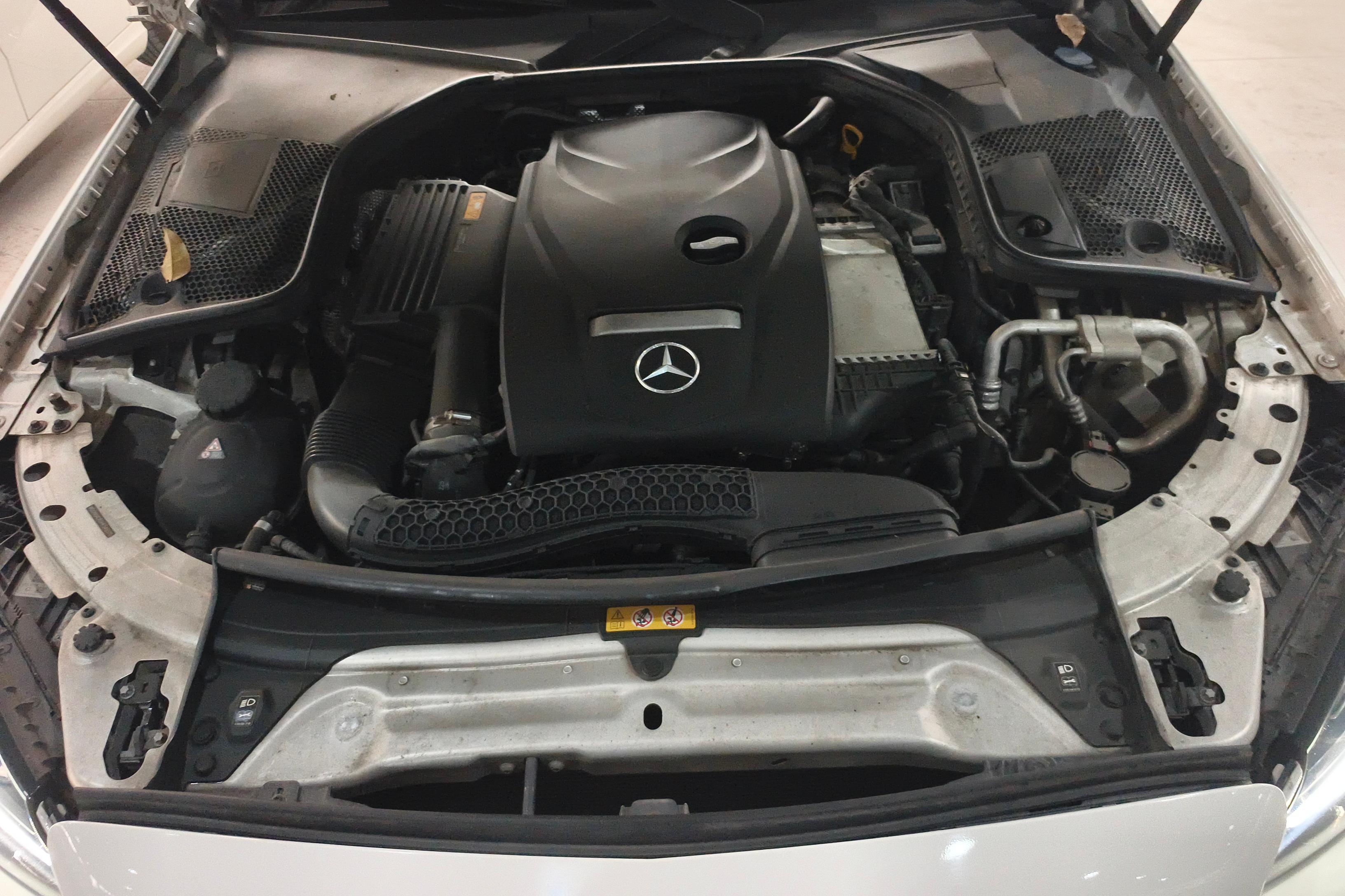 Mercedes-Benz C Class (Imported) 2017 car image #25