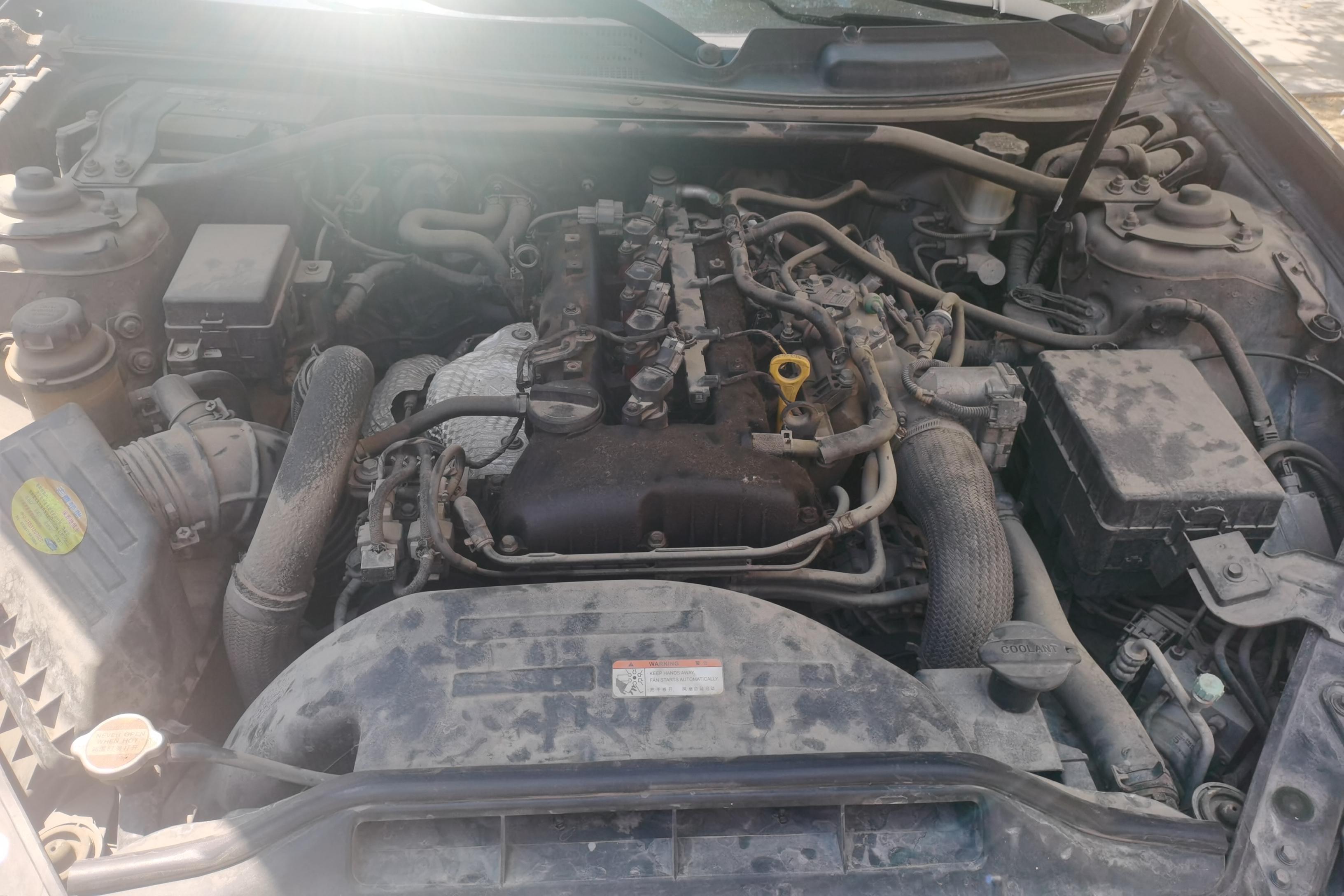 Hyundai Rohens 2012 #25 Hyundai Rohens 2012 car image #25