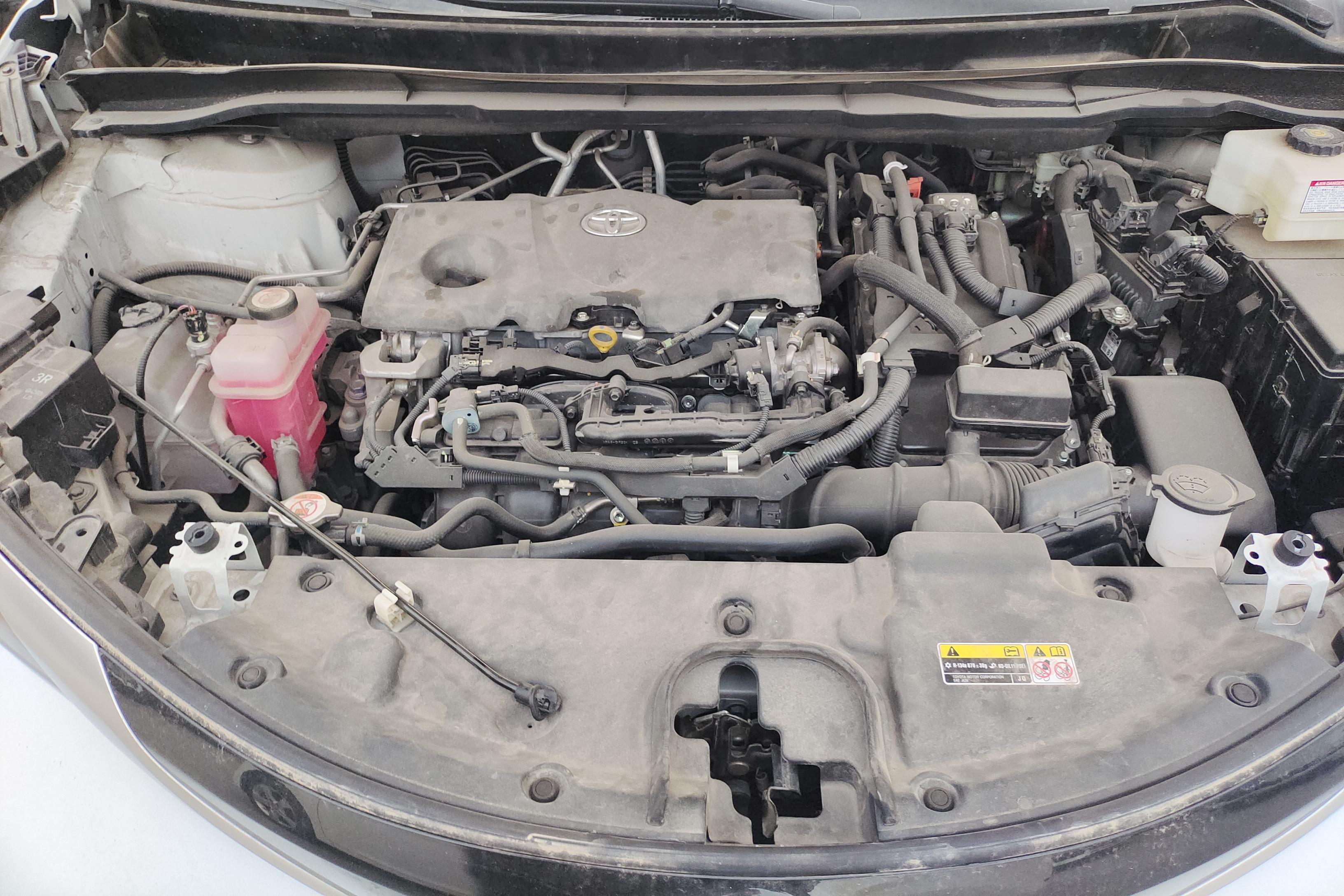 Toyota Granvia 2023 car image #25