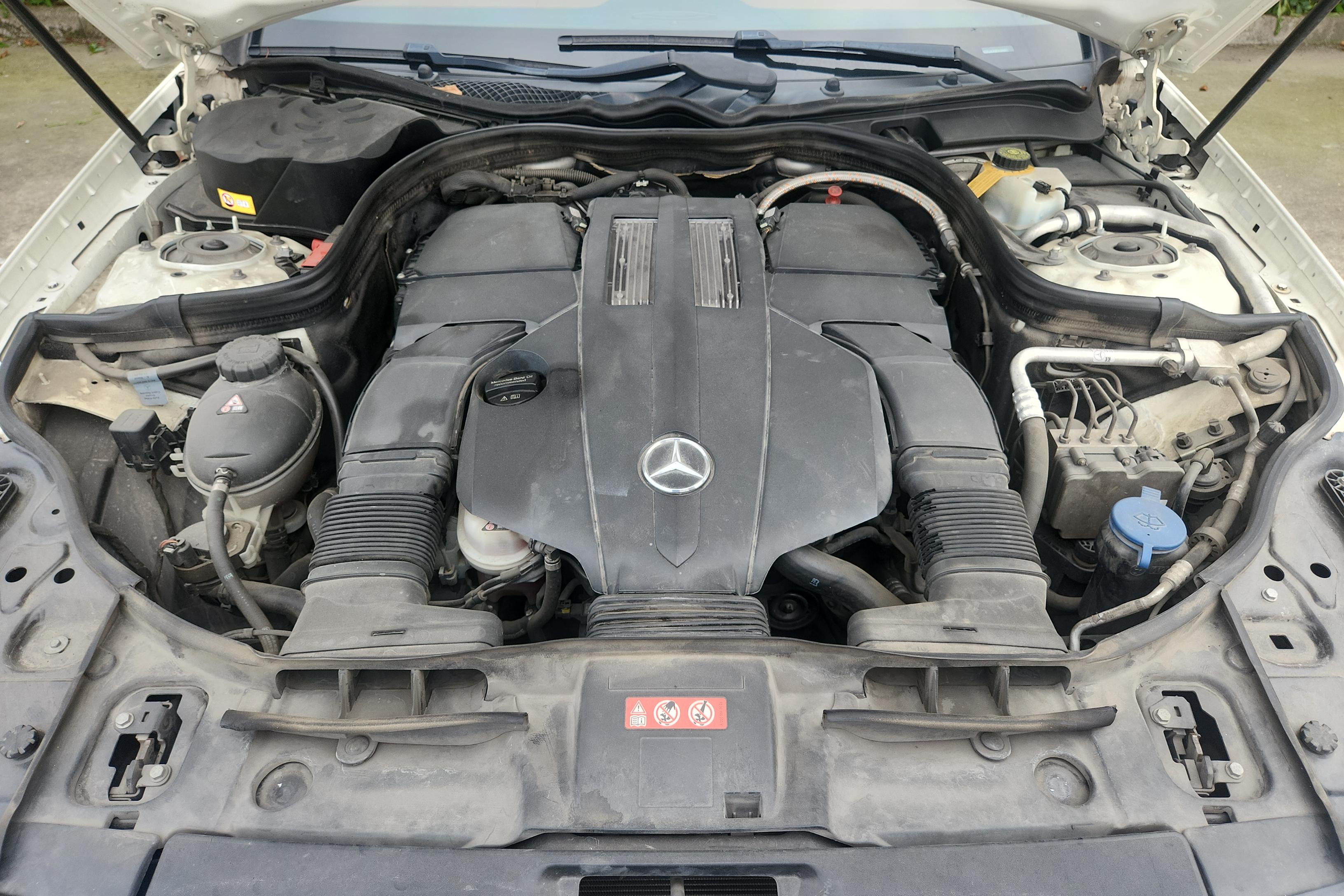 Mercedes-Benz CLS Class 2015 car image #25