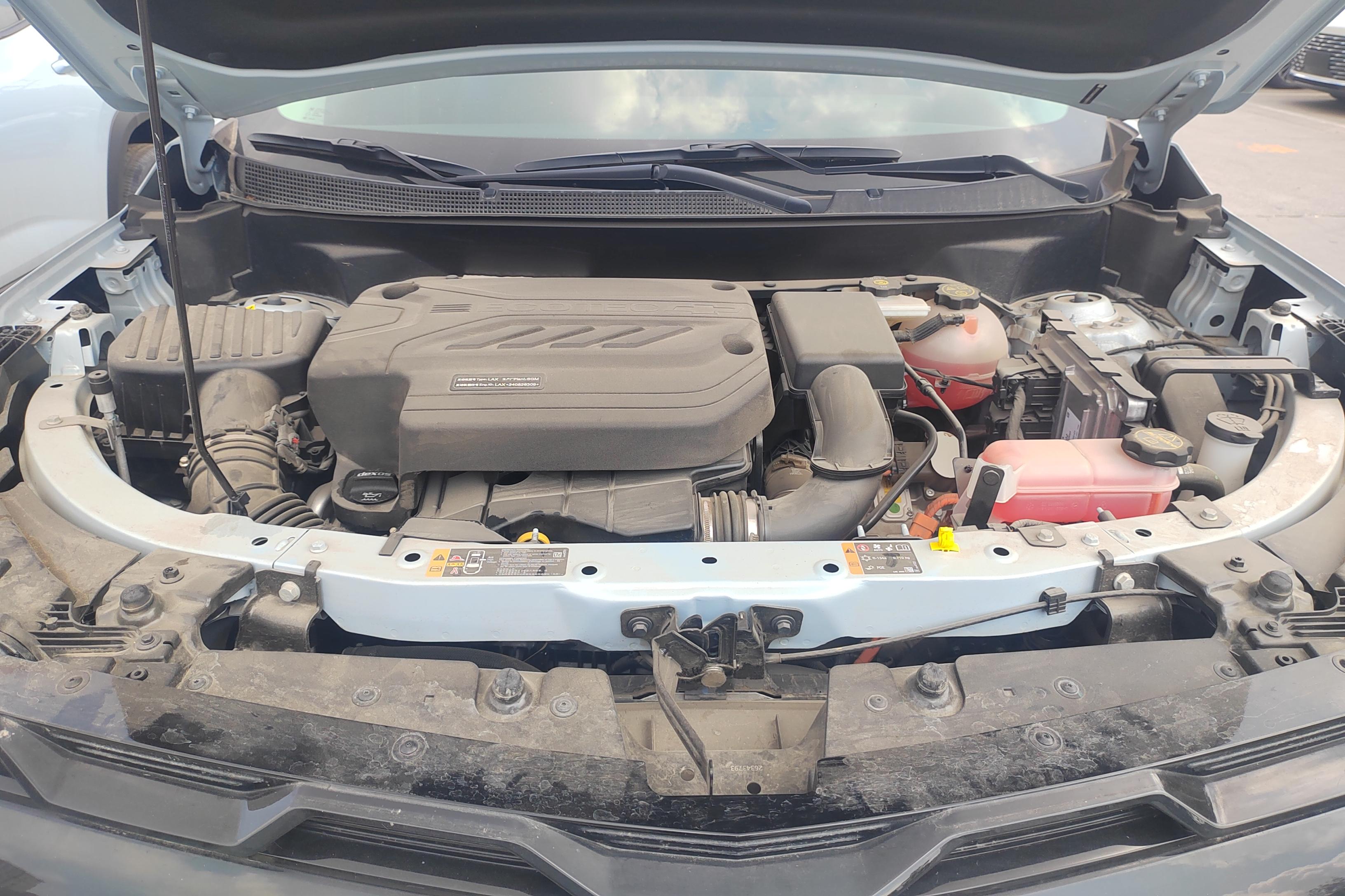 Chevrolet Equinox Plus 2024 car image #25