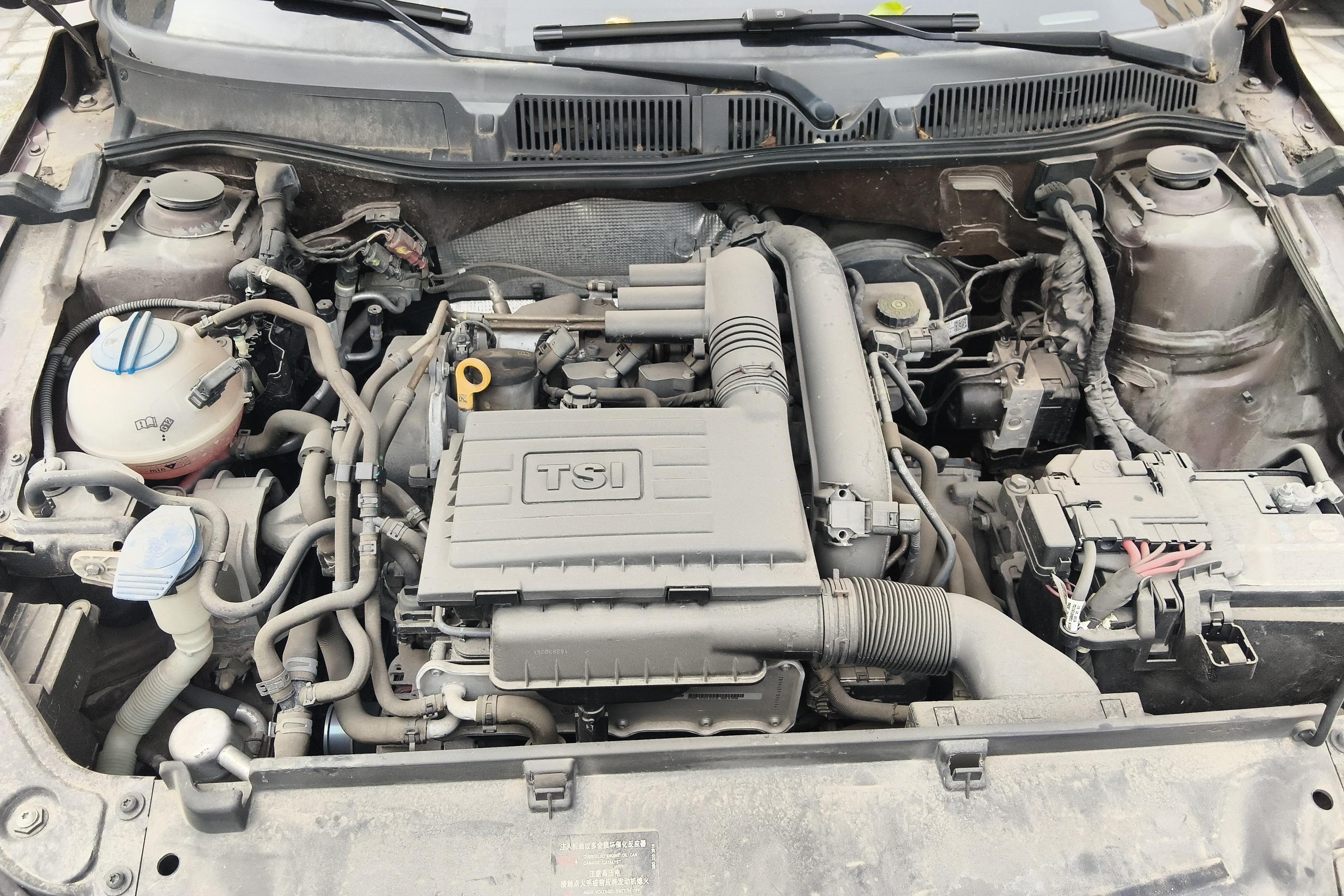 Volkswagen Cross Lavida 2017 immagine di auto #25